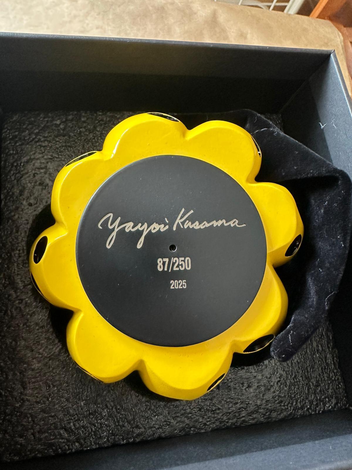 Zucca di Yayoi Kusama in vendita 1