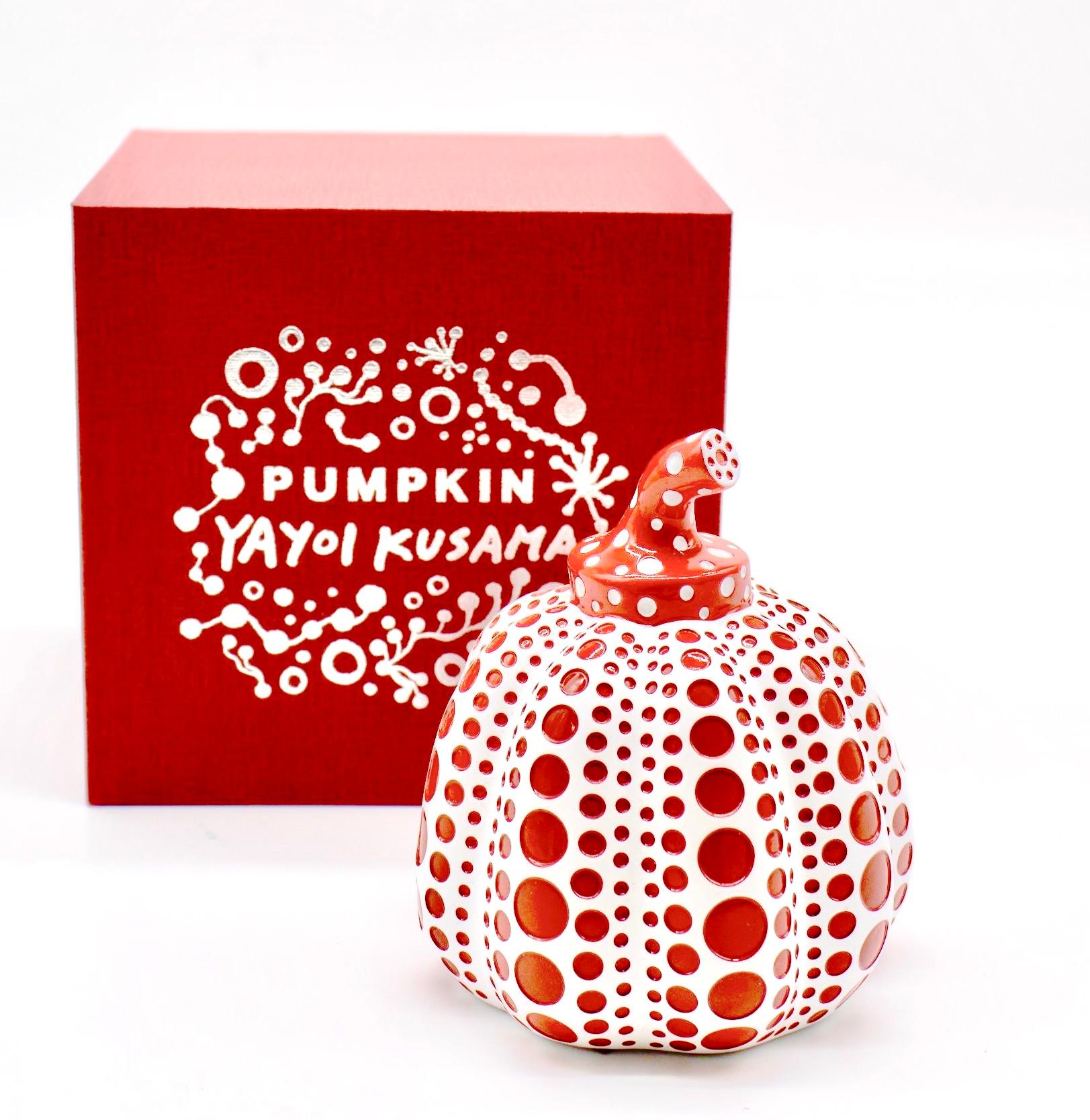 YAYOI KUSAMA, Pumpkin Red, 2015 - Sculpture di Yayoi Kusama