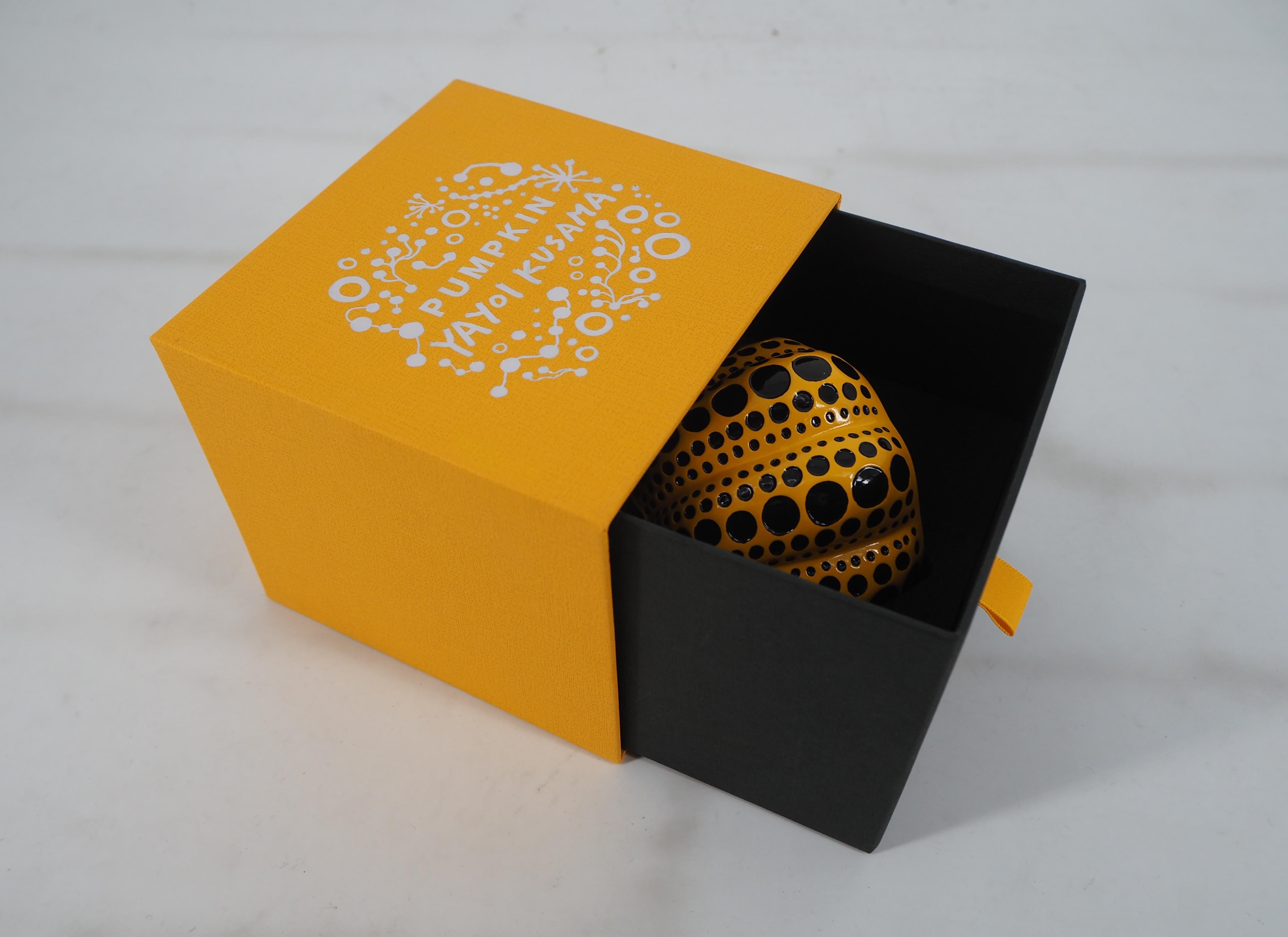 Yellow Pumpkin (Dot Obsession) - Original sculpture with original case - Contemporary Sculpture by Yayoi Kusama
