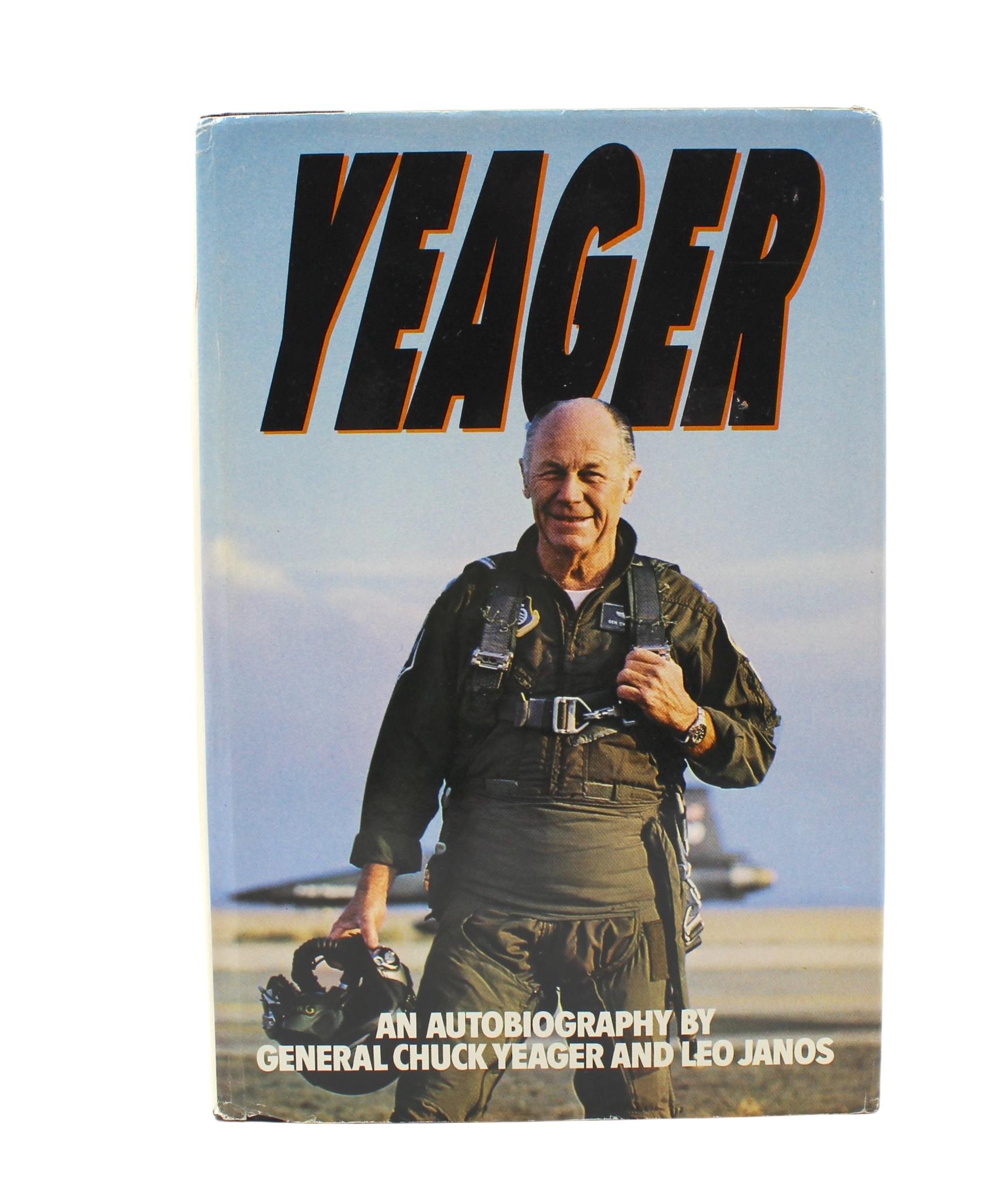 Yeager, Chuck et Leo Janos. Yeager : An Autobiography. New York : Bantam Books, 1985. Signé par Chuck Yeager. Troisième édition. Dans sa jaquette et sa couverture cartonnée d'origine. Présenté dans un étui d'archivage personnalisé.

Il s'agit d'un