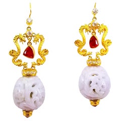 Year of the Dragon Red Rubin Diamant Natürliche lavendelfarbene Jade Tropfenohrringe