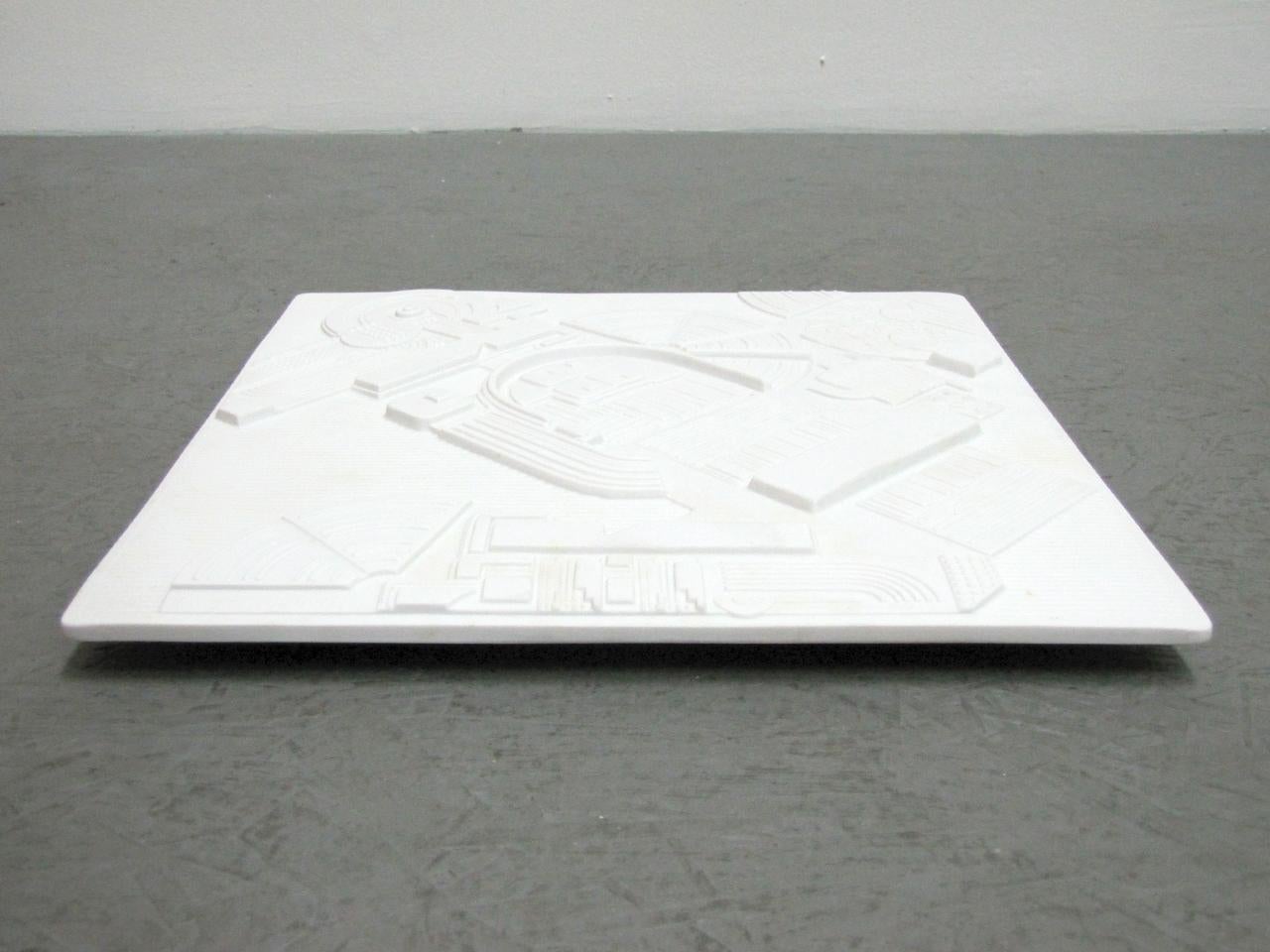 Piatto dell'anno di Eduardo Paolozzi per Rosenthal, 1978 In condizioni buone in vendita a Los Angeles, CA