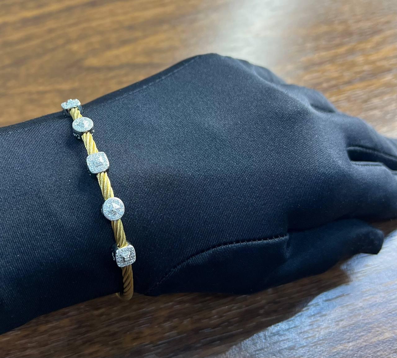 YeBrown Bracciale a cavi neri in oro bianco rosa 18 carati con diamanti in filigrana in vendita 3
