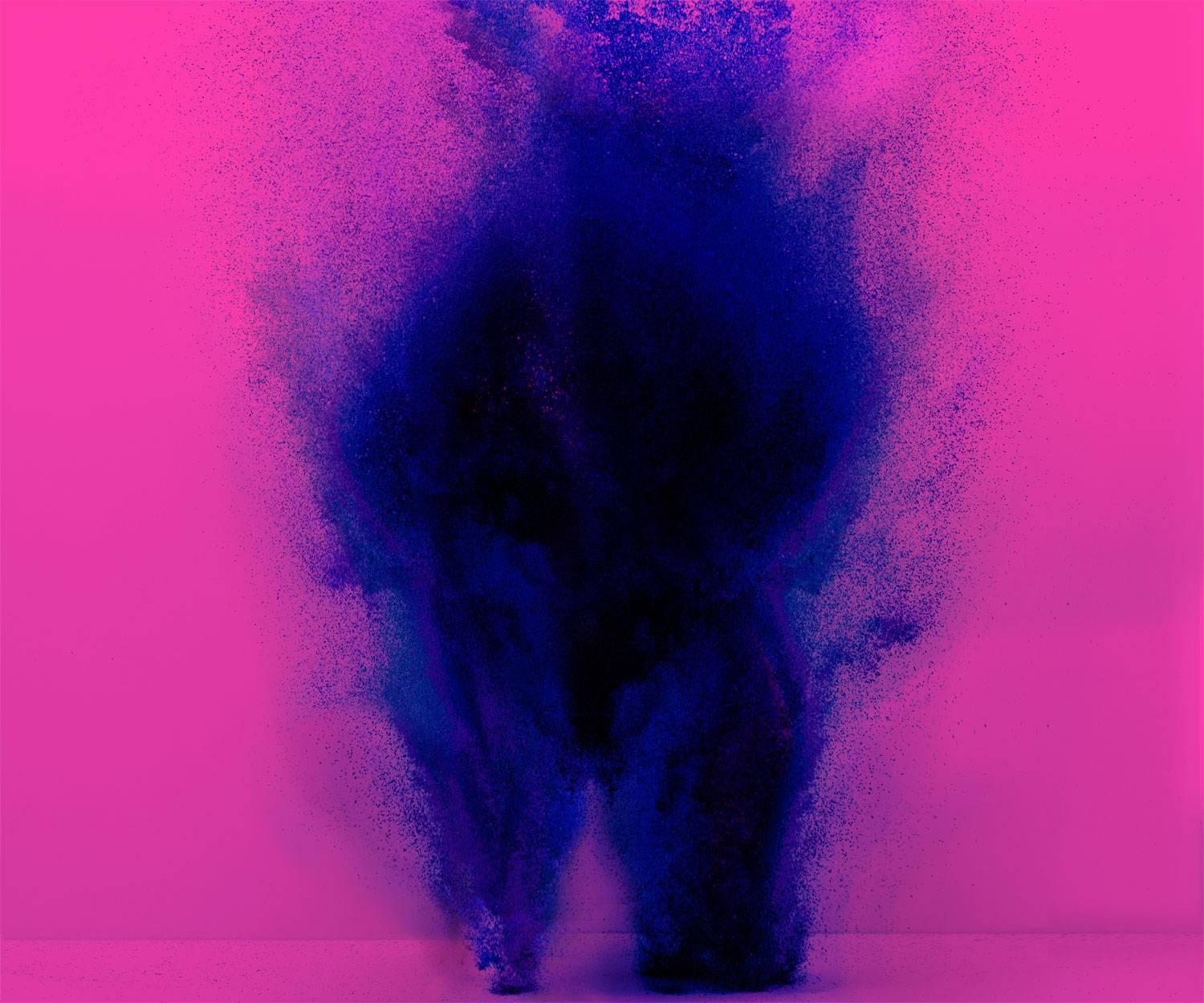 Yee Wong Abstract Print - Exploding Powder Movement: Blue and Pink