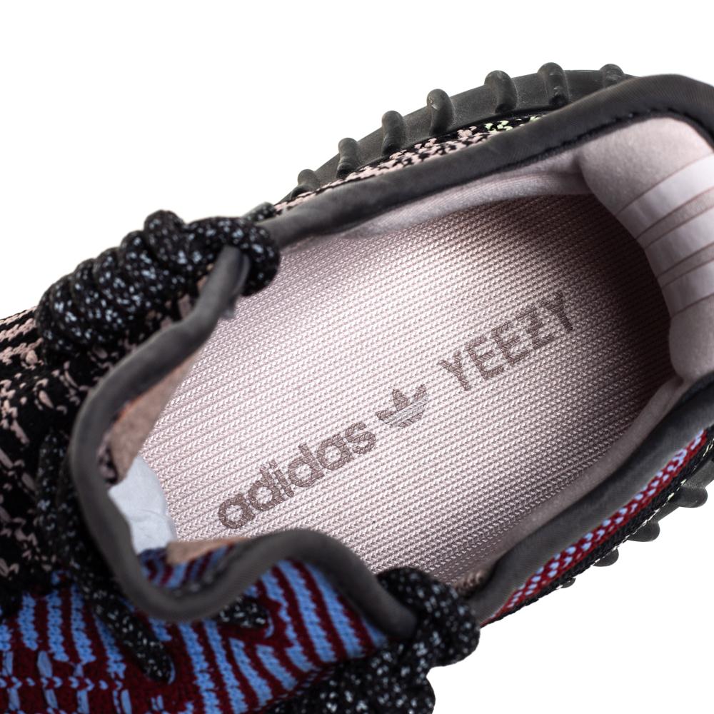 Yeezy Multicolor Yecheil Cotton Knit Boost 350 V2 Sneakers Size 41.5 In Good Condition In Dubai, Al Qouz 2