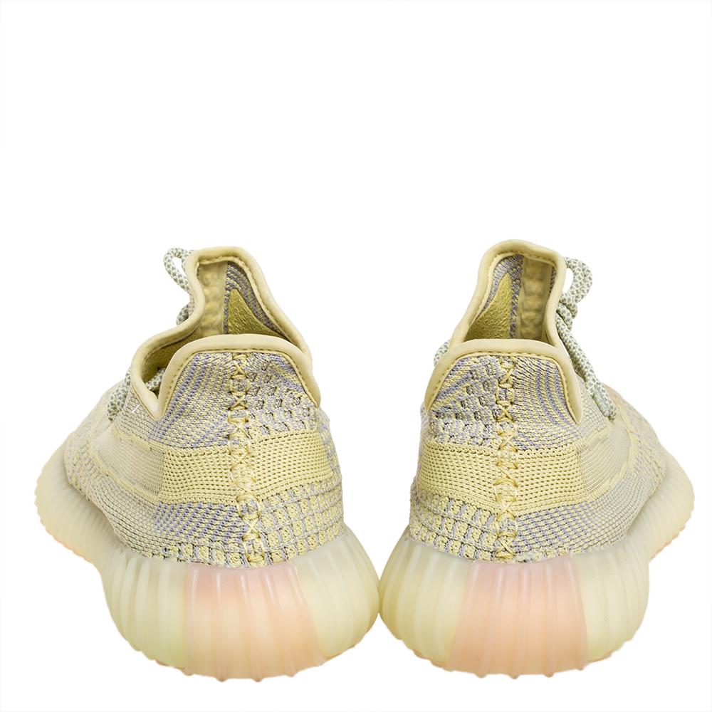 Yeezy x adidas Yellow Knit Fabric Boost 350 V2 Antlia Sneakers Size 42 In Excellent Condition In Dubai, Al Qouz 2
