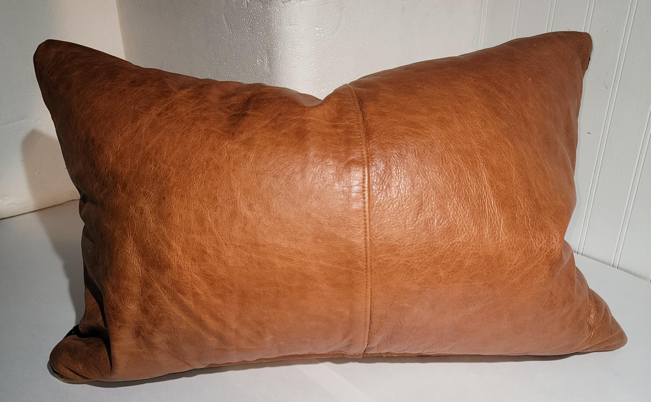 Yei Indian Weaving Pillow W/ Leather Back In Good Condition For Sale In Los Angeles, CA