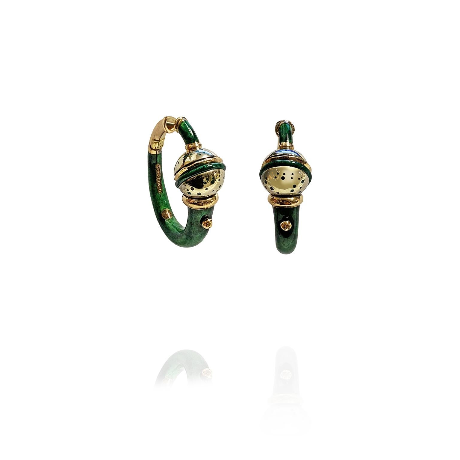 18kt yellow gold green enameled earrings

matching bangle available for parure lovers