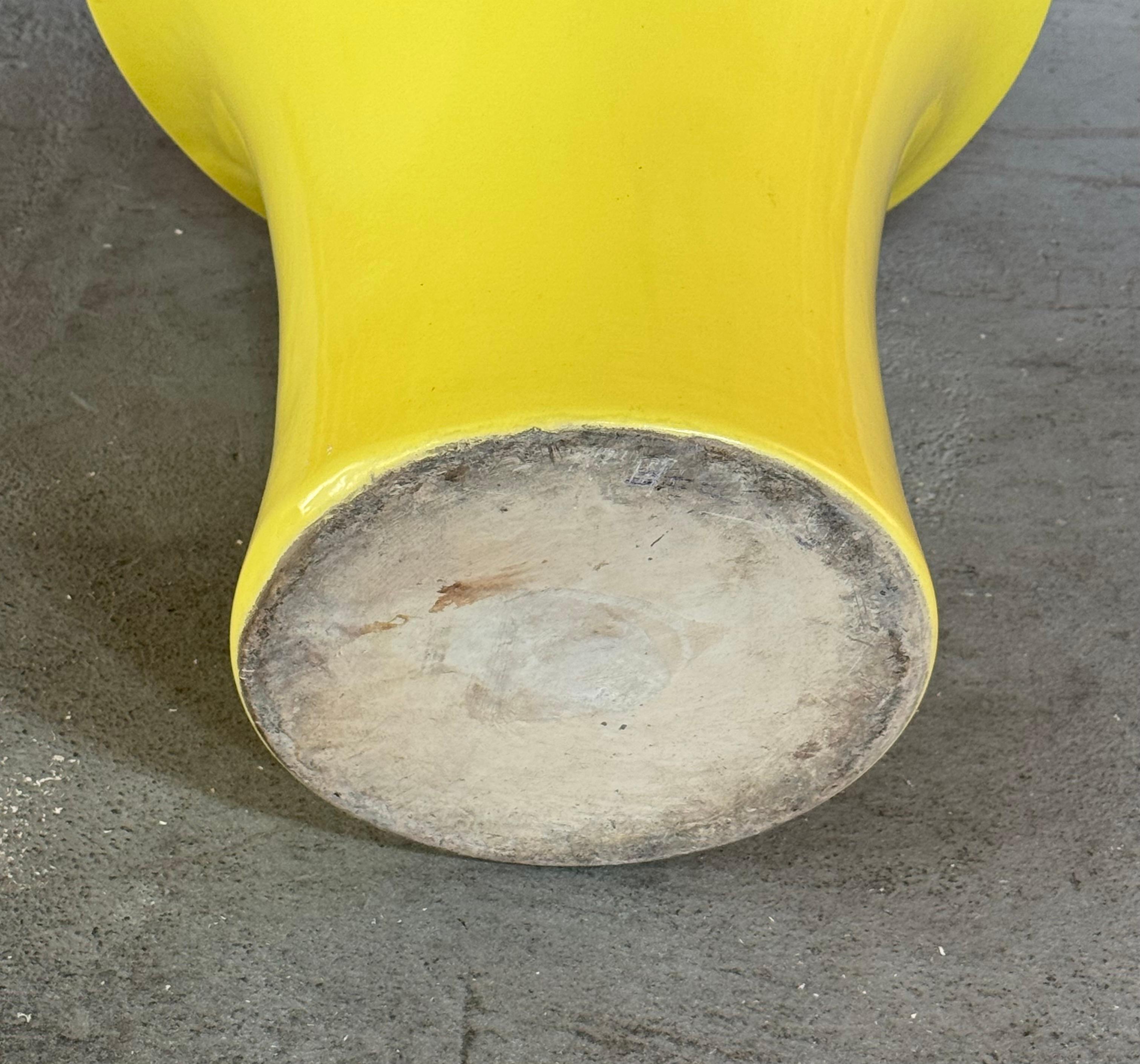 Jardinière jaune des années 70 Marilyn Kay Austin pour Architectural Pottery  Wabi-Sabi en vente 4
