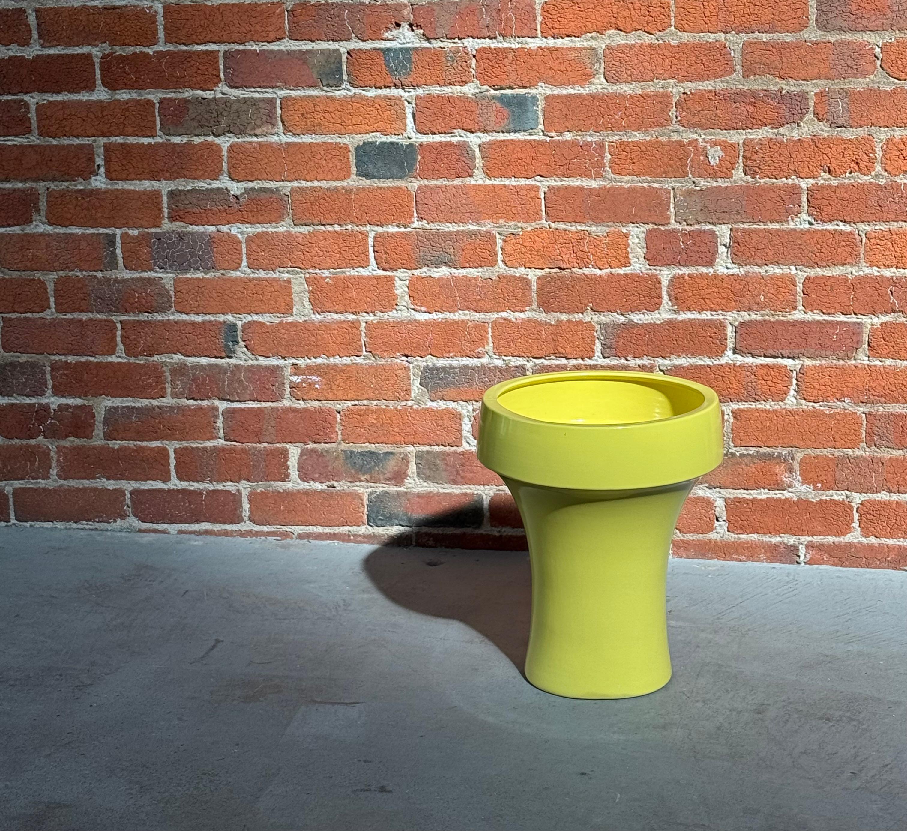 Jardinière jaune des années 70 Marilyn Kay Austin pour Architectural Pottery  Wabi-Sabi en vente 5