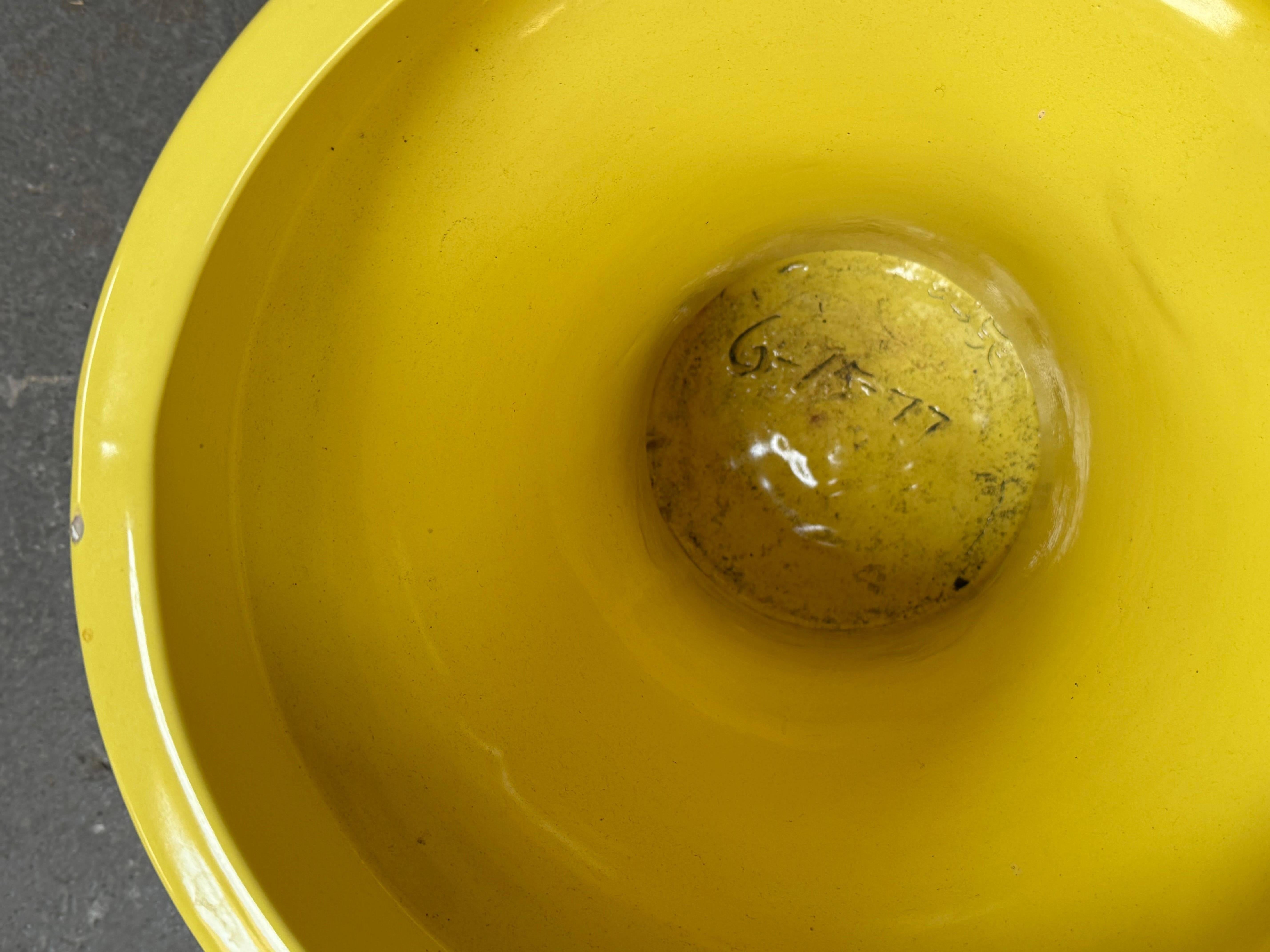Céramique Jardinière jaune des années 70 Marilyn Kay Austin pour Architectural Pottery  Wabi-Sabi en vente