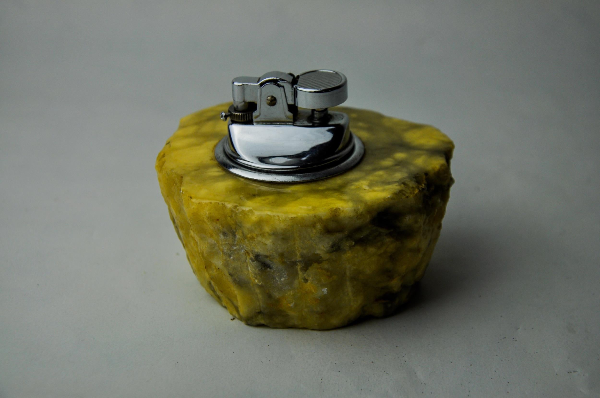 Italian Yellow alabaster lighter by Romano Bianchi, Italy, 1970 For Sale