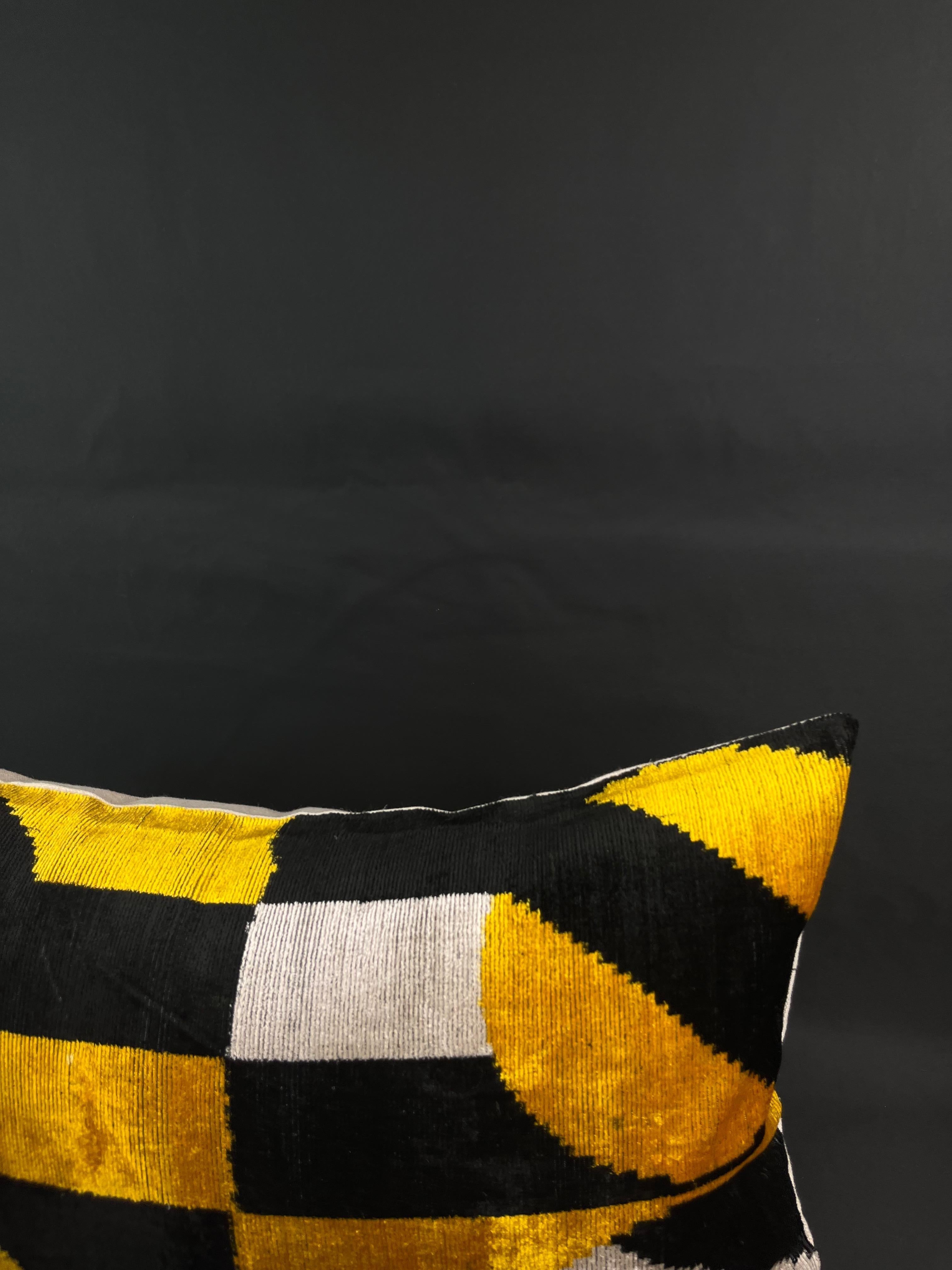 Modern Yellow and Black Velvet Silk Ikat Pillow Cover For Sale