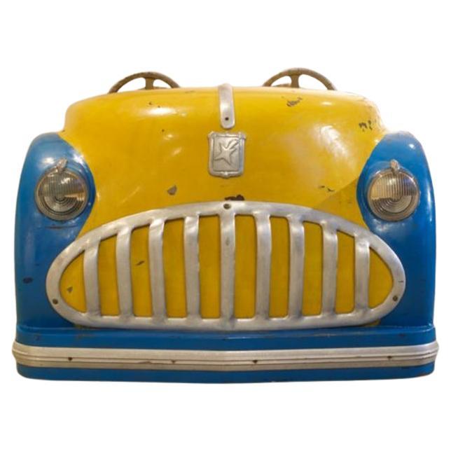 Gelber und blauer Karussellwagen, 1952 im Angebot
