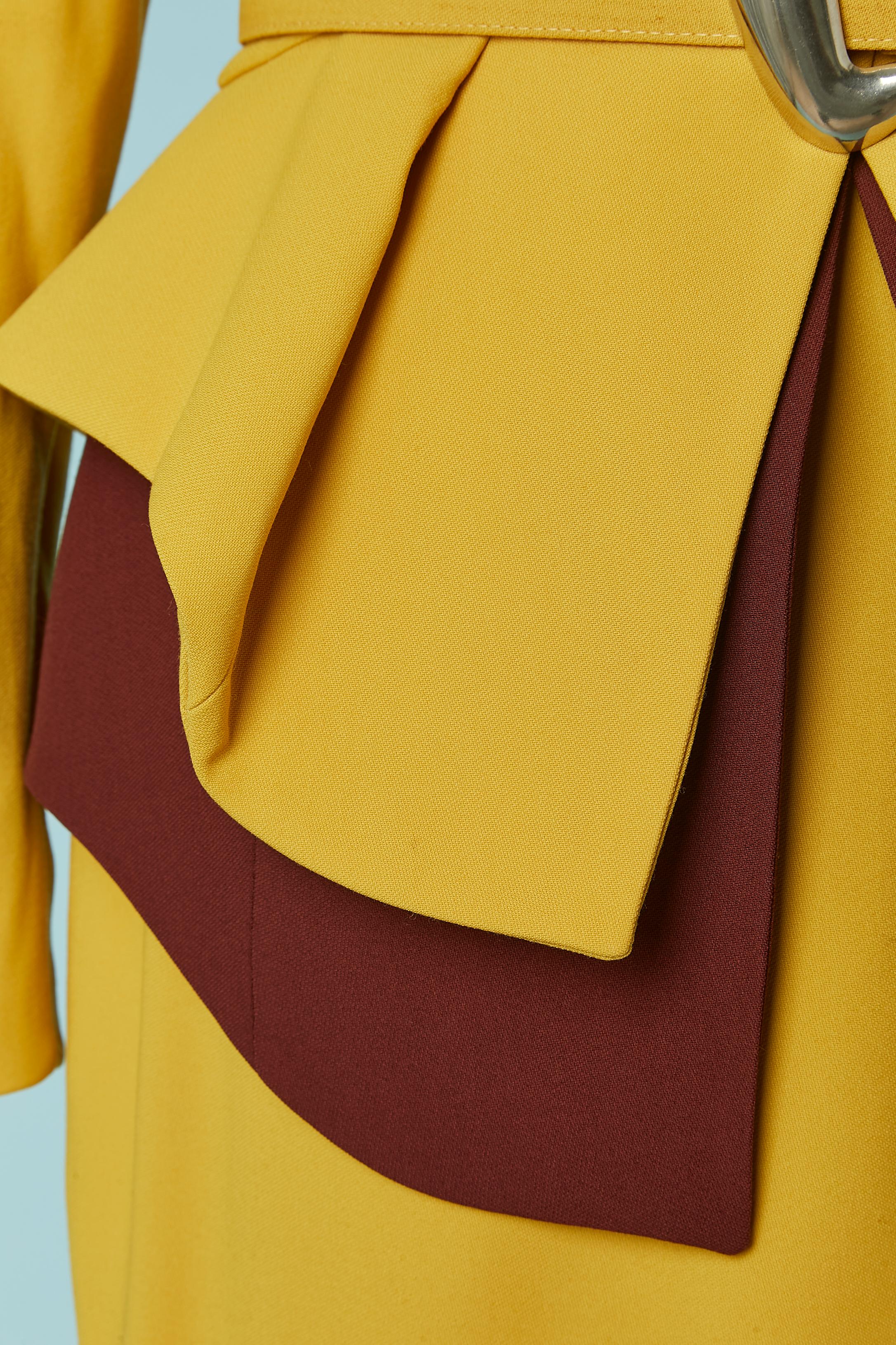 Yellow and brown skirt suit and double-jacket trompe l'oeil Thierry Mugler ACTIV In Good Condition For Sale In Saint-Ouen-Sur-Seine, FR