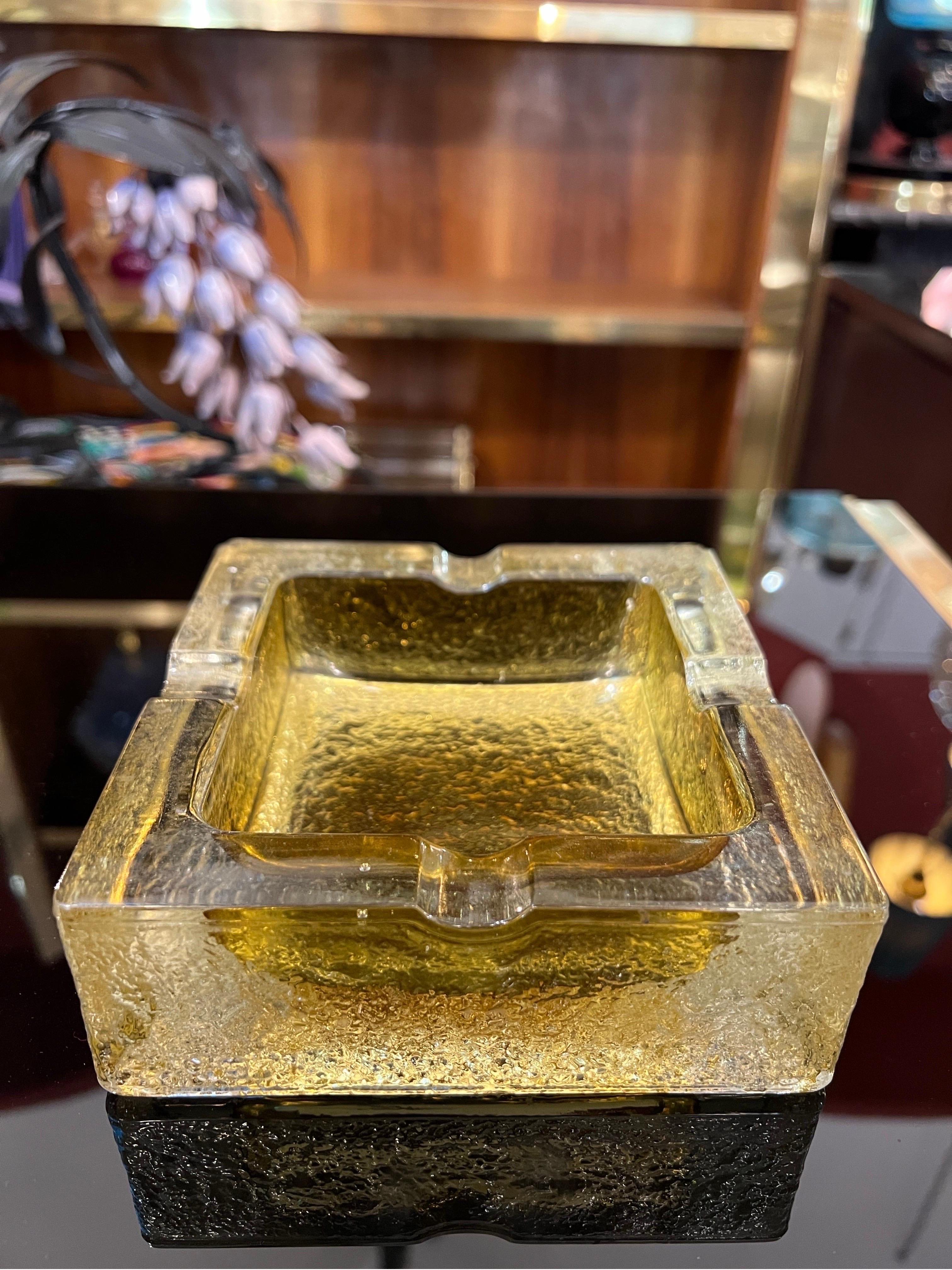 Aschenbecher aus gelbem und klarem Murano Glass 