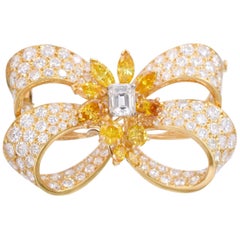 NALLY Yellow and Colorless Diamond Bow Brooch