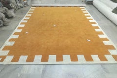 Rechteckiger Wollteppich in Gelb und Elfenbein