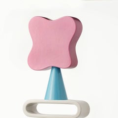 Totem giallo e rosa di Karim Rashid