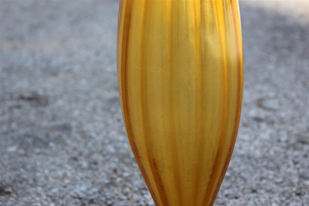 Yellow and Red Blown Murano Glass Vase 1950 Art Nouveau Italian Design In Good Condition For Sale In Palermo, Sicily