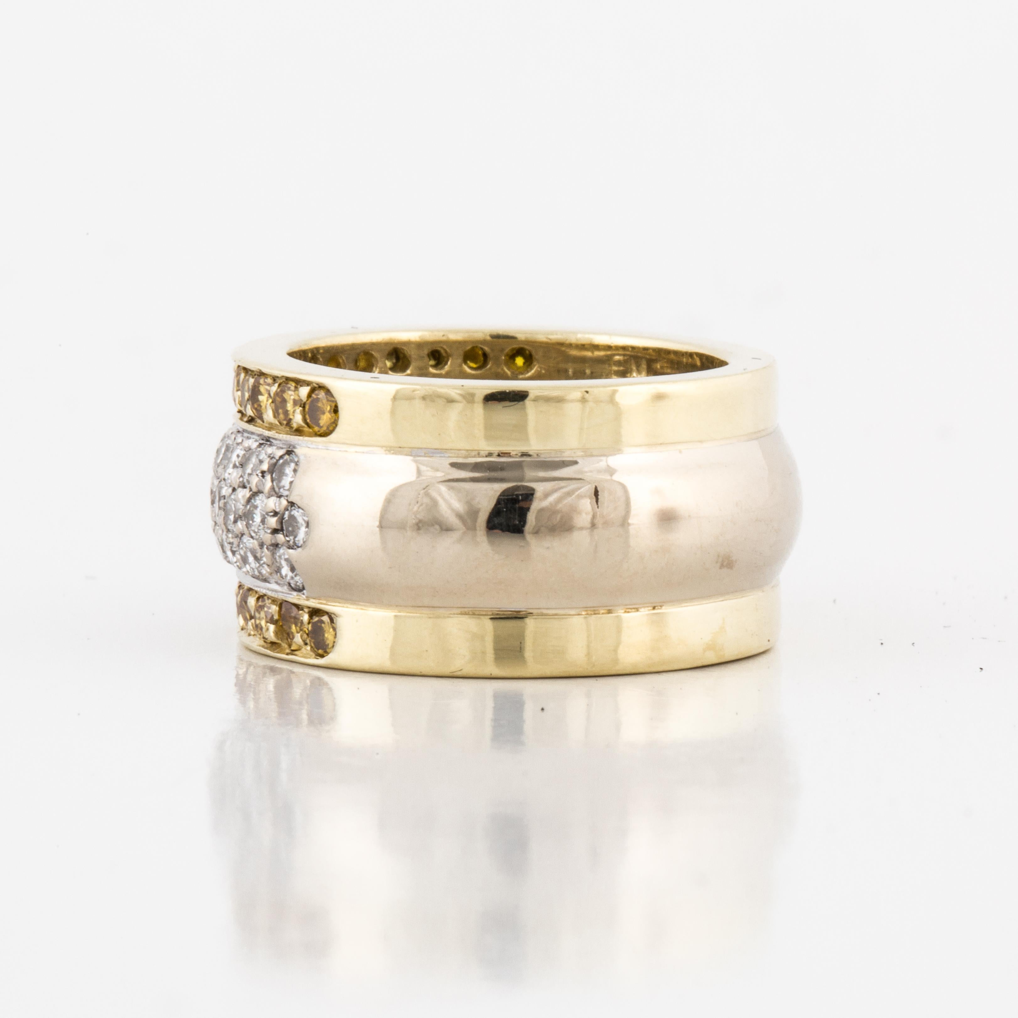 Round Cut Yellow and White Diamond 18 Karat Band Ring