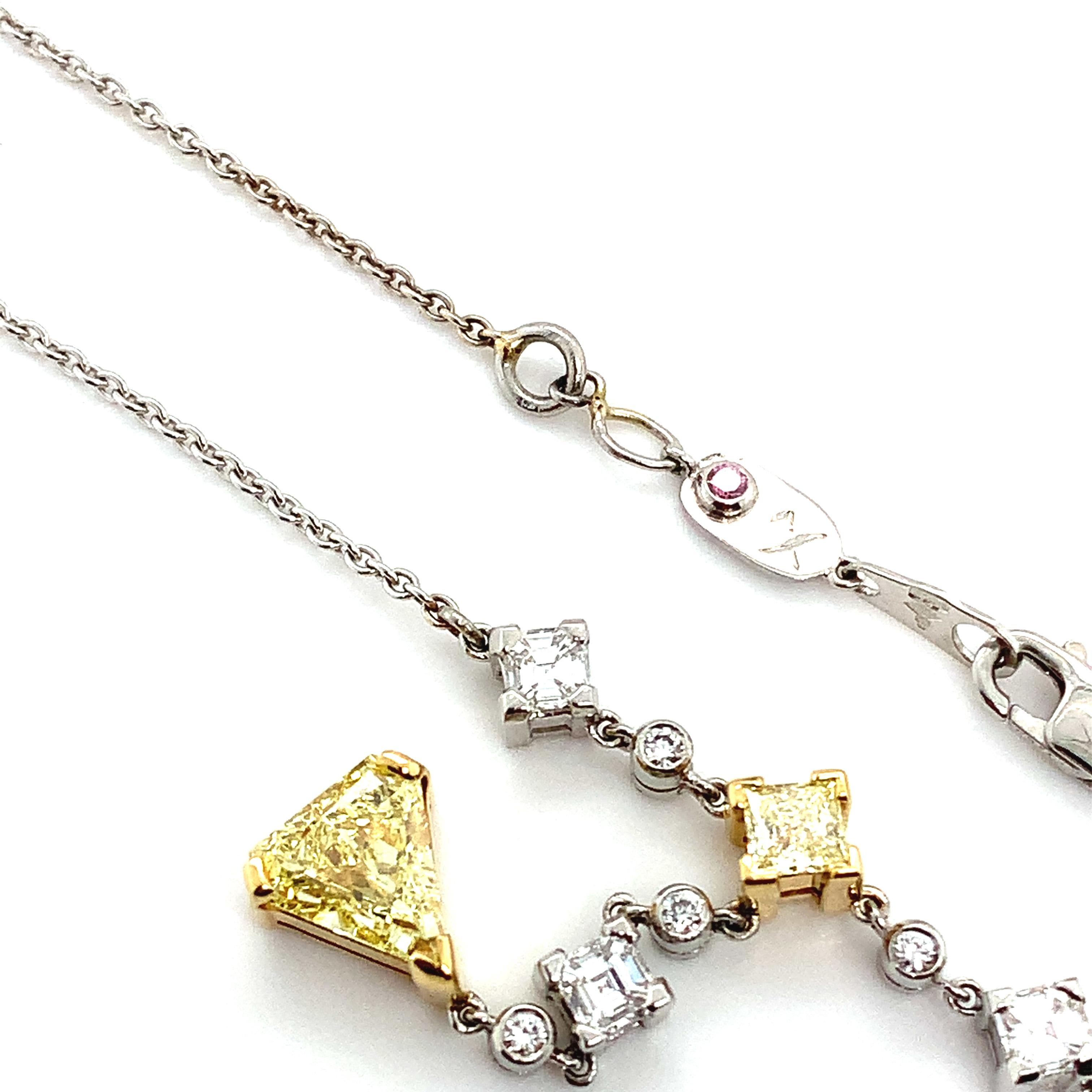 Women's Yellow and white diamond art deco drop pendant 18k white gold For Sale