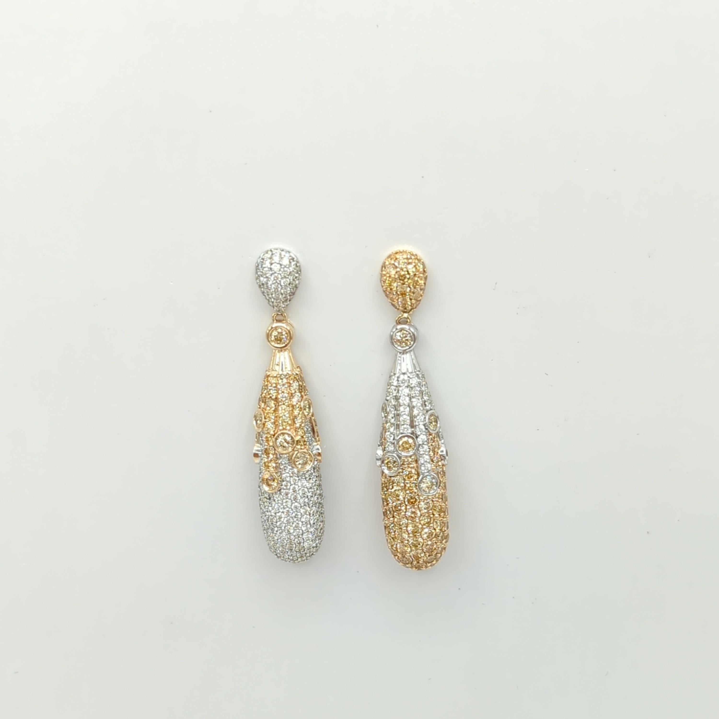 Women's or Men's Yellow and White Diamond Dangle Earrings in 14K 2 Tone Gold For Sale