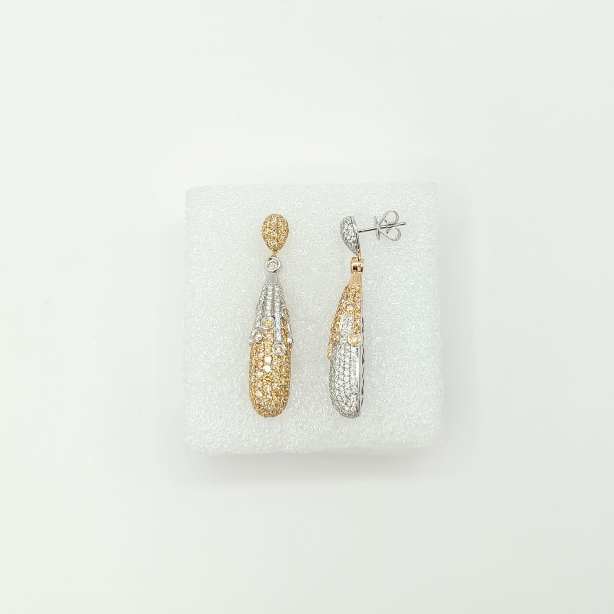 Gelbe und weiße Diamant-Ohrhänger aus 14K 2farbigem Gold mit Diamanten im Angebot 1
