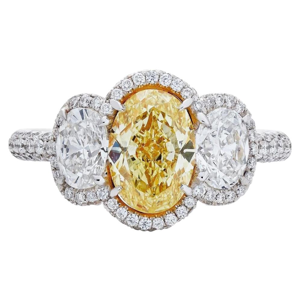 Neil Lane Couture Yellow & White Diamond Three Stone Platinum Ring For Sale