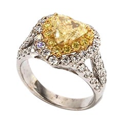 Yellow and White Diamonds Heart Ring, 750 White Gold