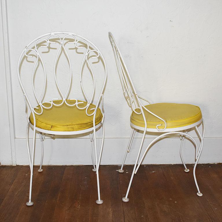 Mid-Century Modern Yellow and White Garden Patio Chairs, a Pair For Sale