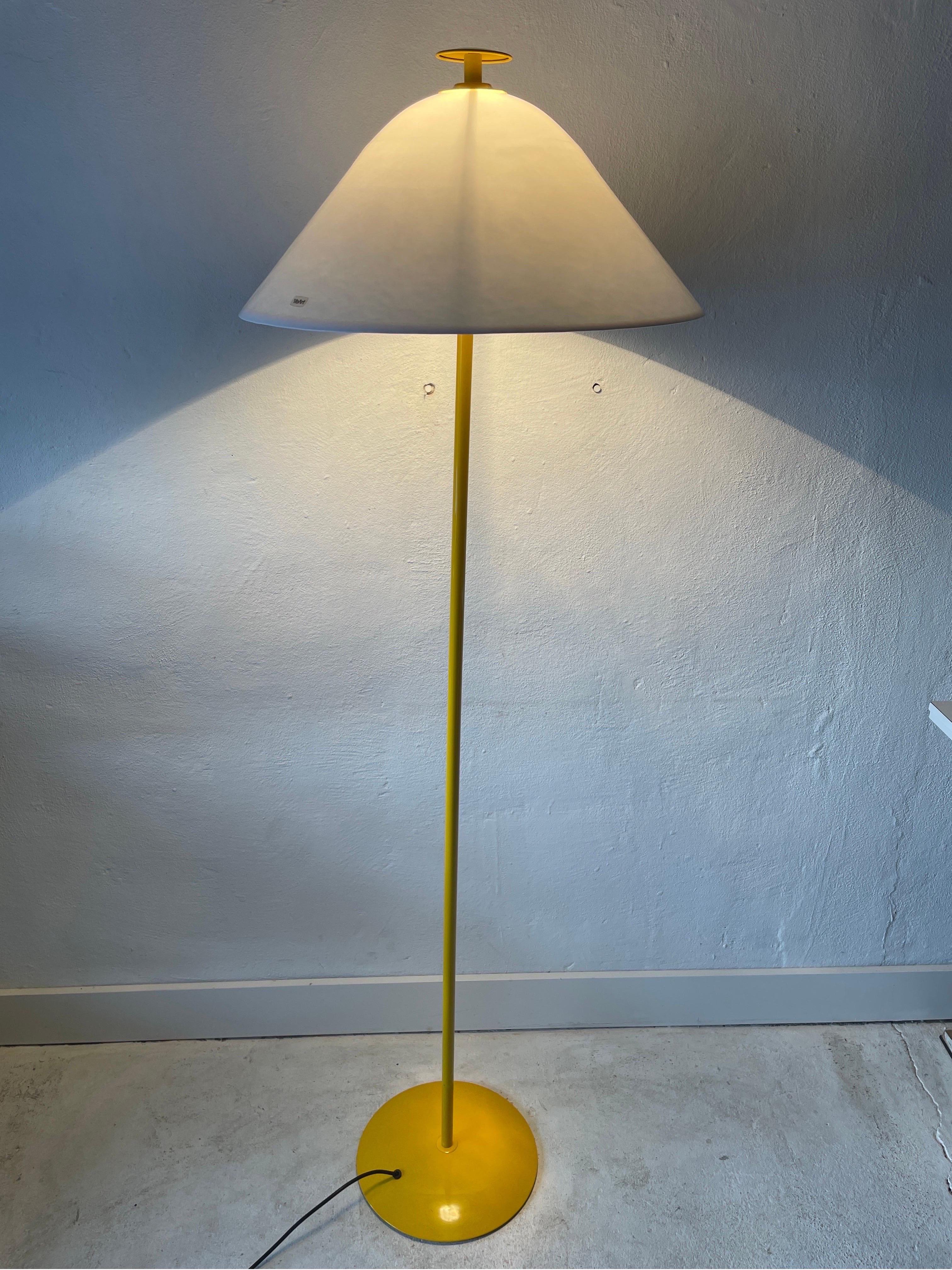Yellow and White Glass Shade Floor Lamp by VeArt, 1970s, Italy For Sale 3