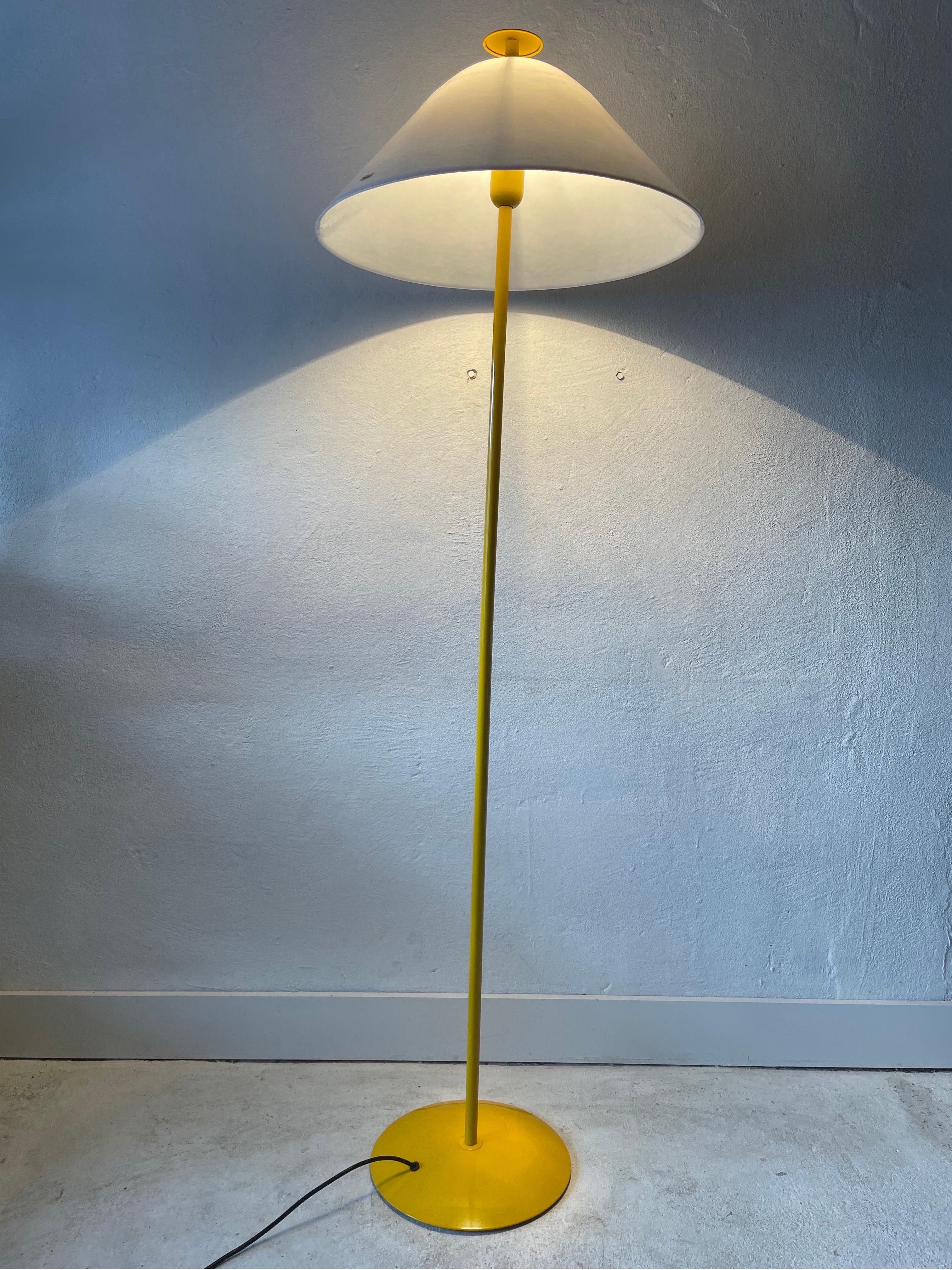 Yellow and White Glass Shade Floor Lamp by VeArt, 1970s, Italy For Sale 4