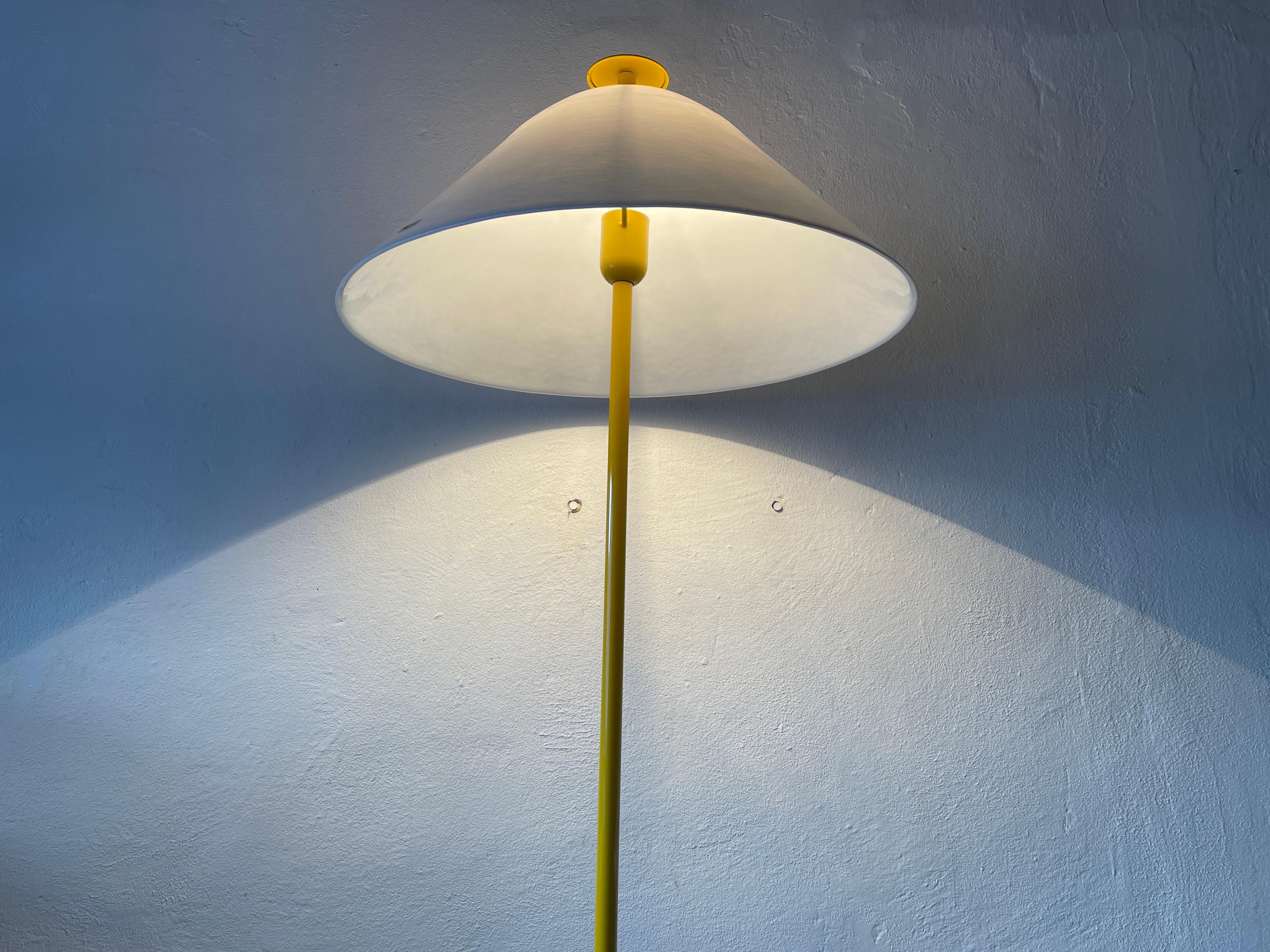 Yellow and White Glass Shade Floor Lamp by VeArt, 1970s, Italy For Sale 5