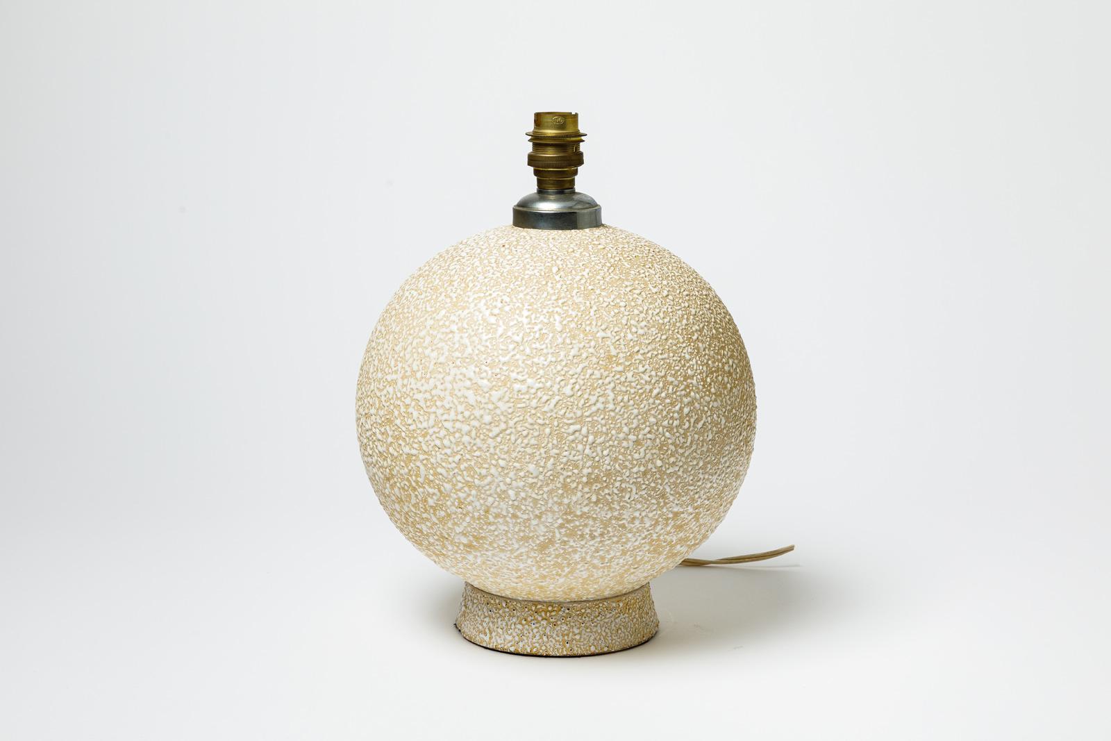 French Yellow and white glazed ceramic table lamp, circa 1920-1930. For Sale