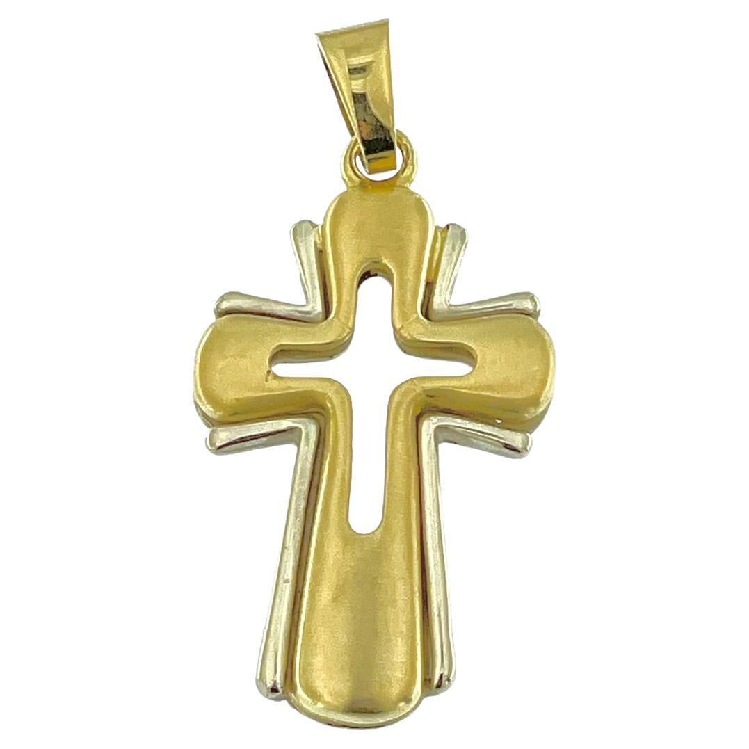 Croix italienne en or jaune et blanc satiné