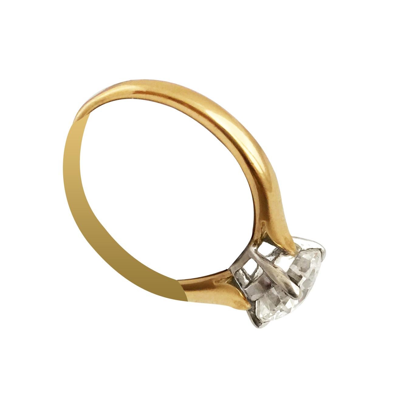 Engagement Ring Set with a 2.01 Carat Solitaire Brilliant E VS1 1