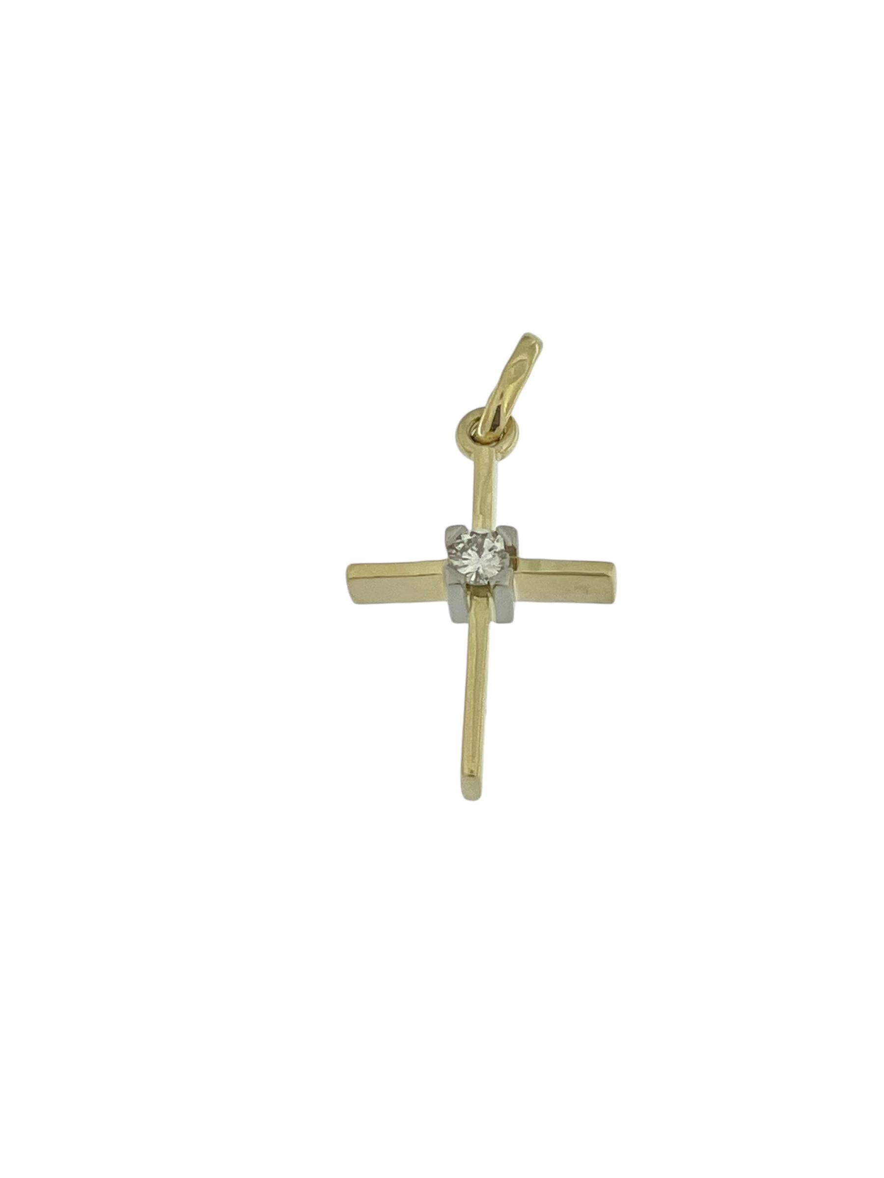 Kreuz mit Solitär aus Gelb- und Weißgold für Damen oder Herren im Angebot
