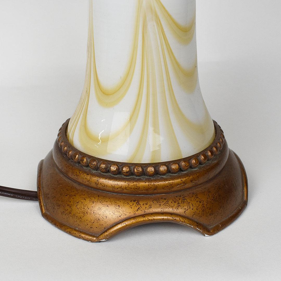 Victorian Yellow and White Marbled Murano Art Glass Table Lamp with Shade For Sale
