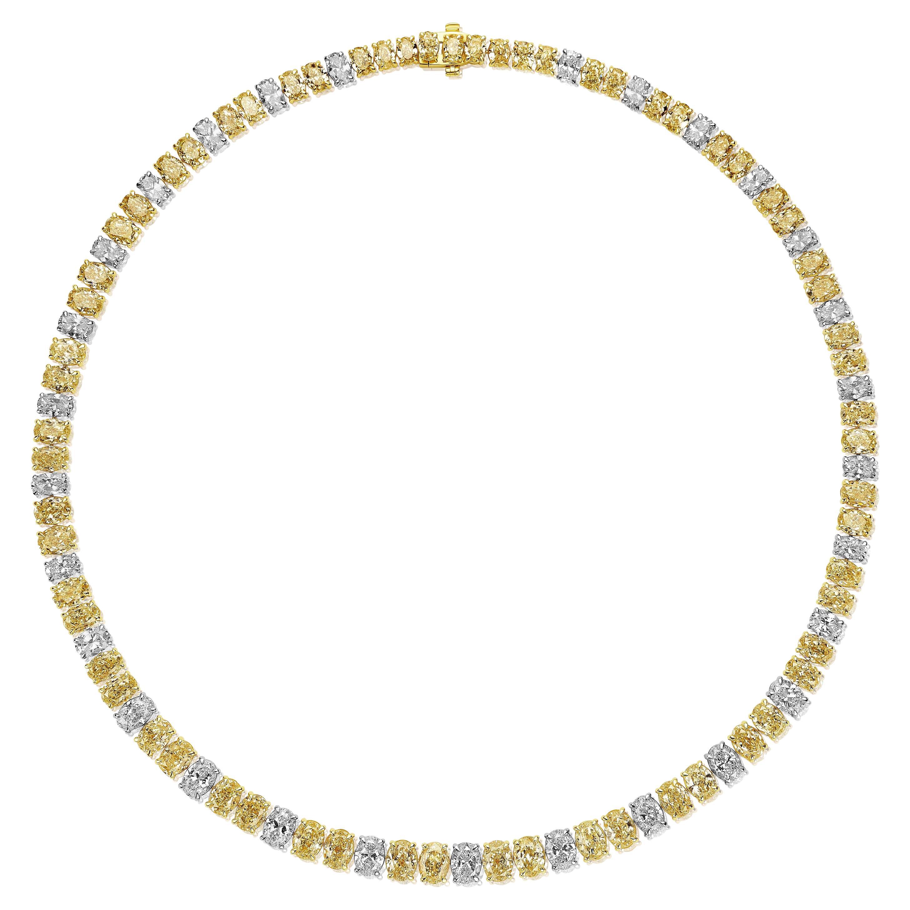 Collana di diamanti ovali gialli e bianchi