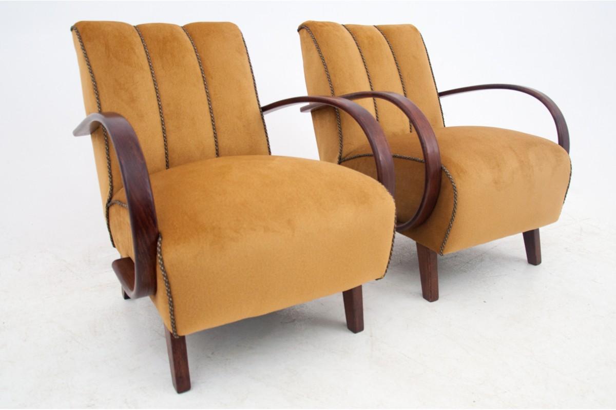 Yellow Art Deco armchairs by J. Halabala, Czech Republic, 1930s For Sale 4