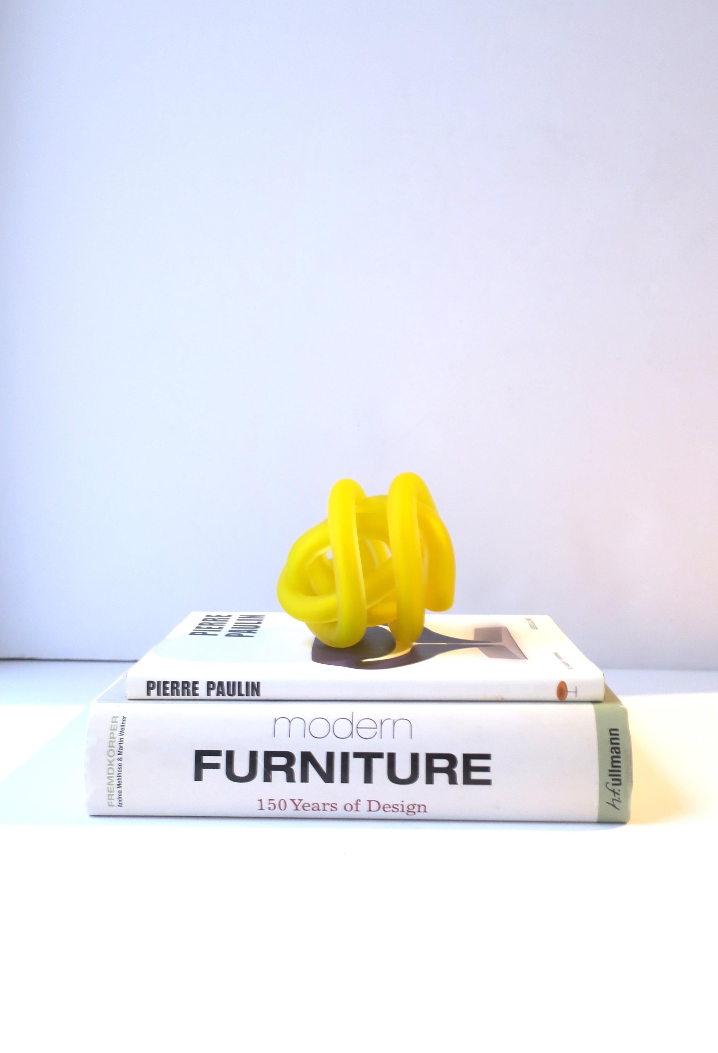 Yellow Art Glass Knot Sculpture Decorative Object 2