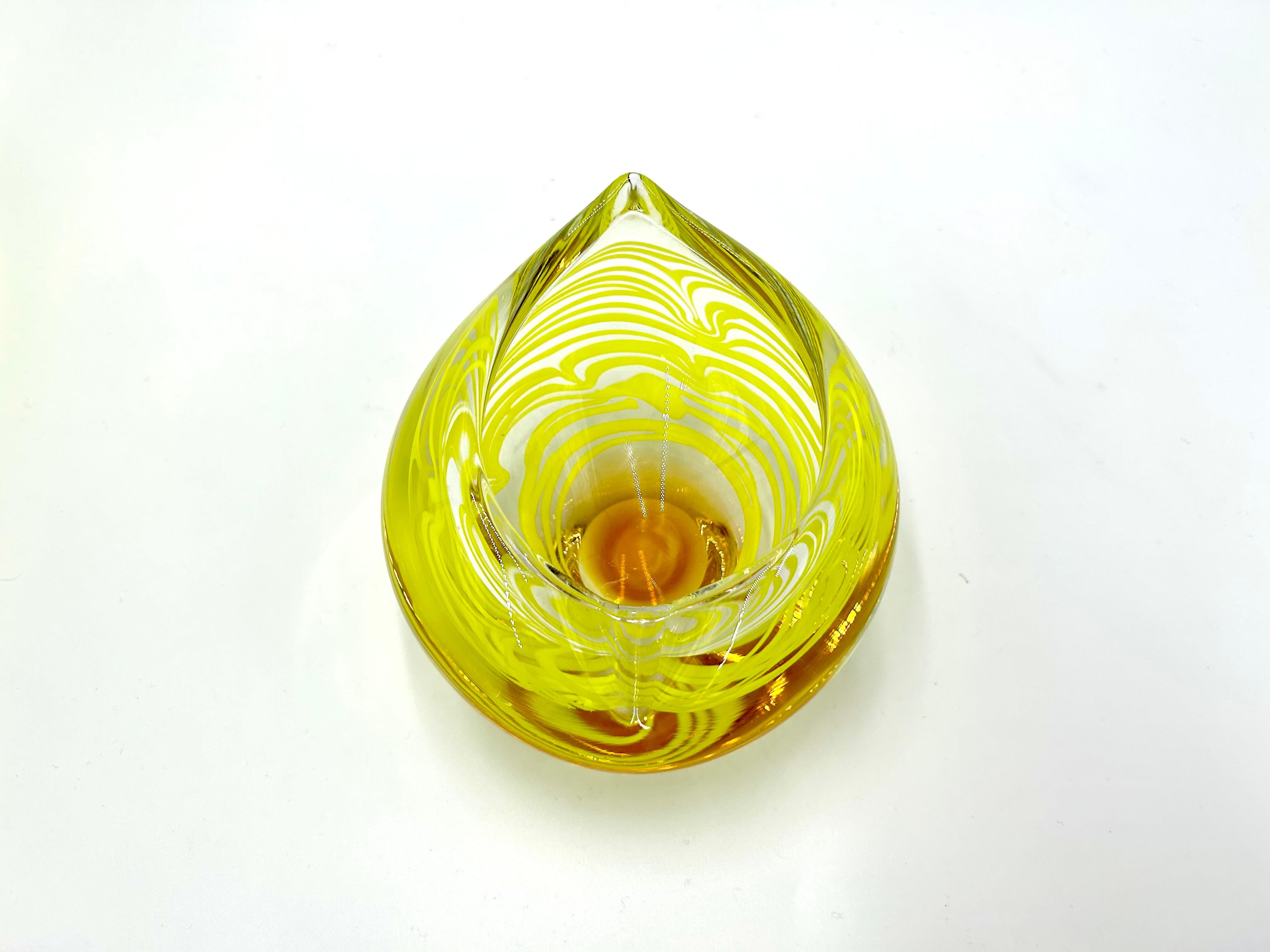 Set di vetro artistico giallo, design di Ivo Rozsypal, Crystalex, Cecoslovacchia, anni '60 in vendita 11