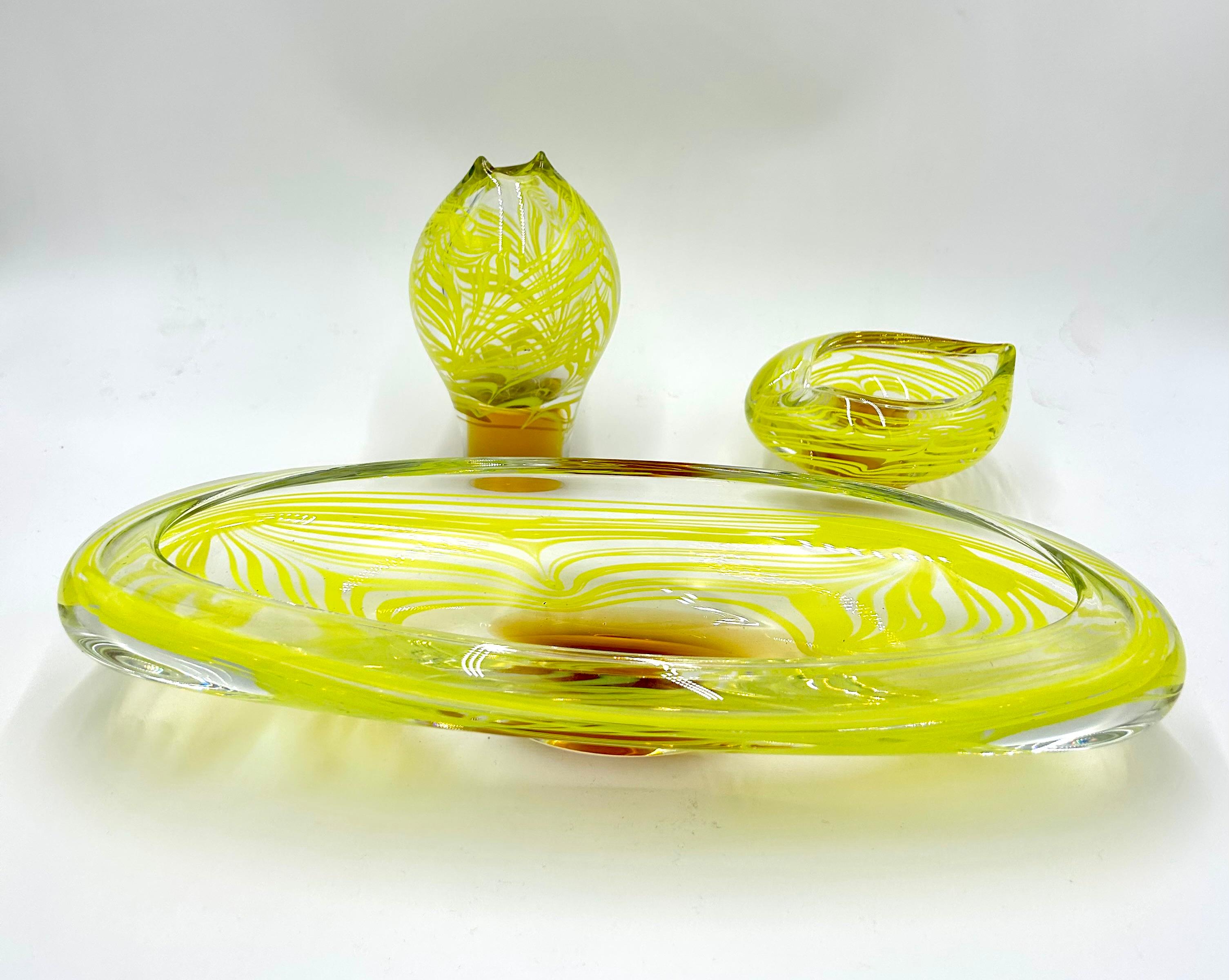 Unique. A rare set of art glass consisting of a vase, ashtray and a platter designed by Ivo Rozsypal for Crystalex.

Glass made in the Czech Republic in the 1960s.

Very good condition, no damage.

vase: height 18cm, diameter 10cm

ashtray: height