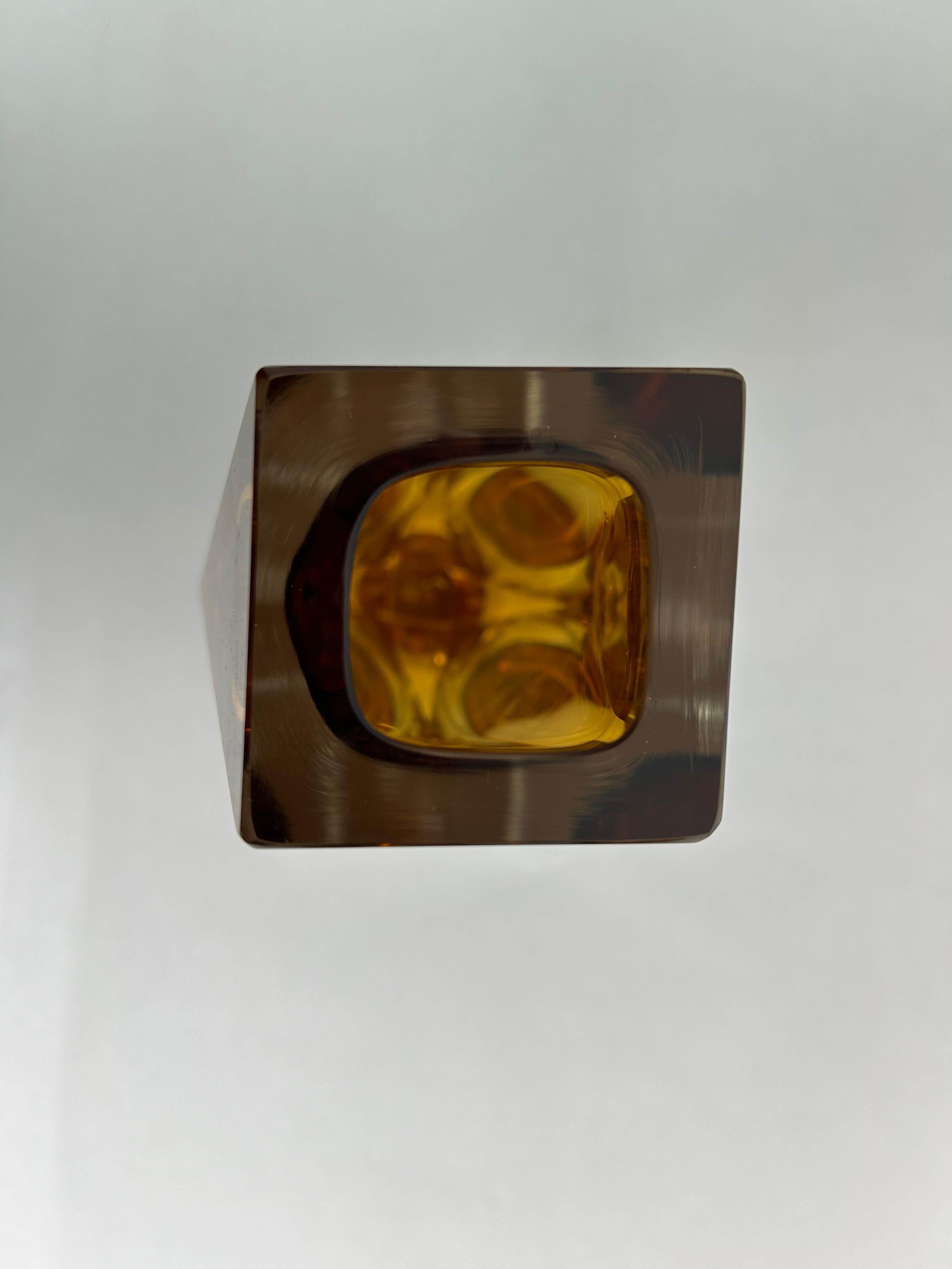 Verre d'art Vase en verre d'art jaune de Flavio Poli pour Murano en vente