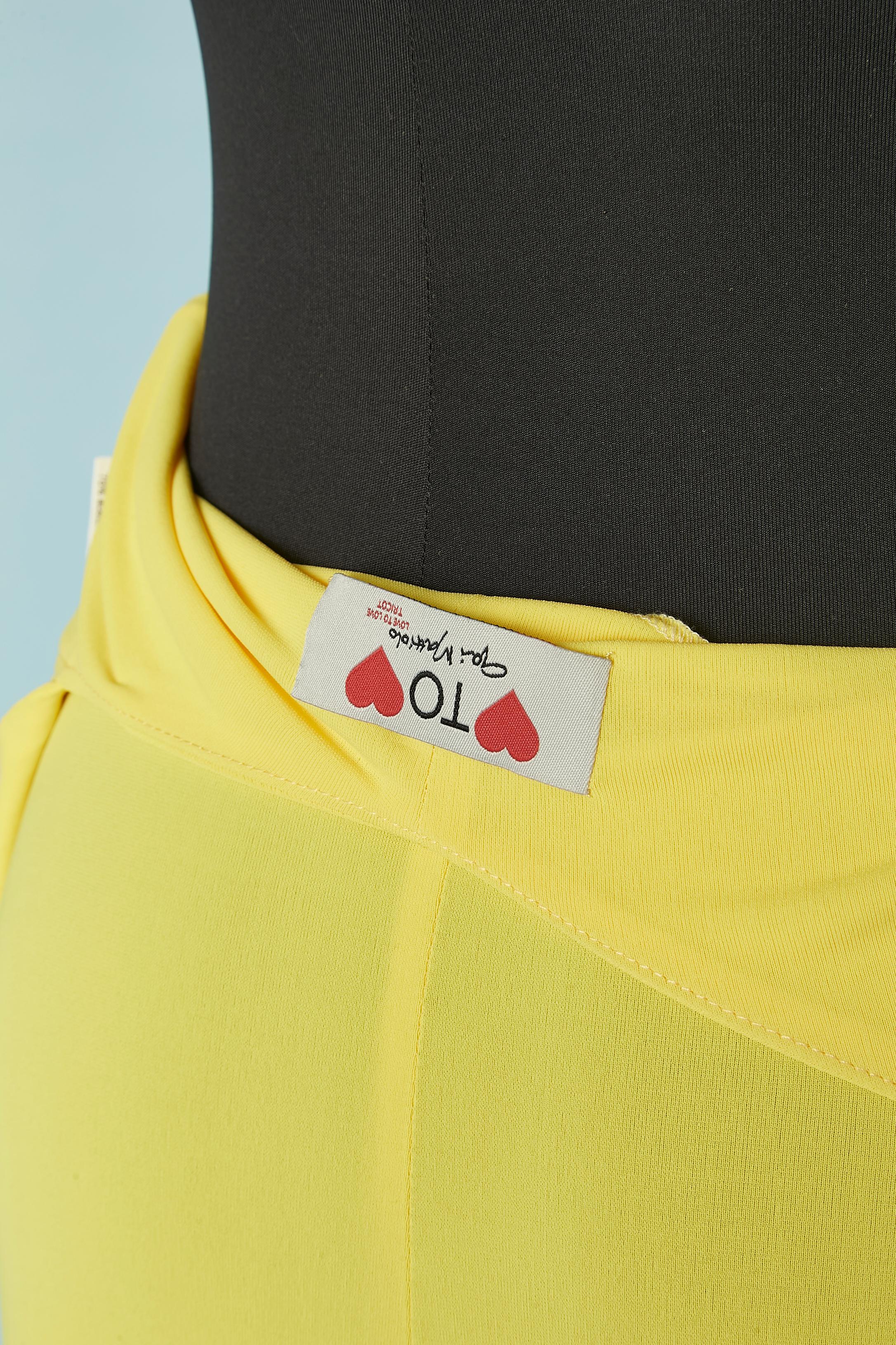 Vestido amarillo de jersey sin espalda con cuentas y pedrería Gai Mattiolo Love to Love en venta 1