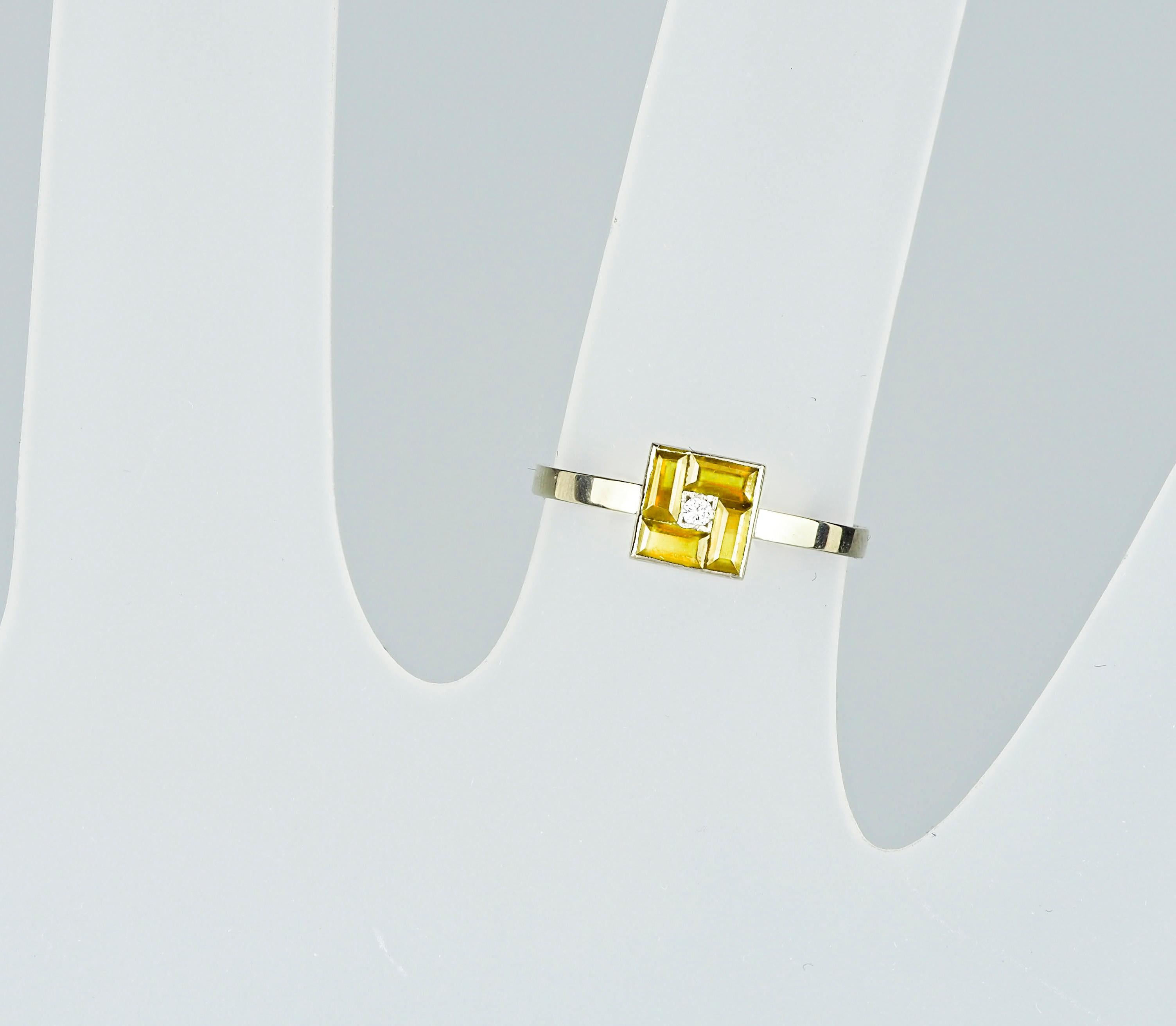 For Sale:  Yellow baguette 14k gold ring. 5