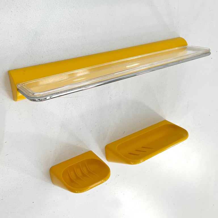 Yellow Bathroom Set by Makio Hasuike for Gedy, 1970s at 1stDibs