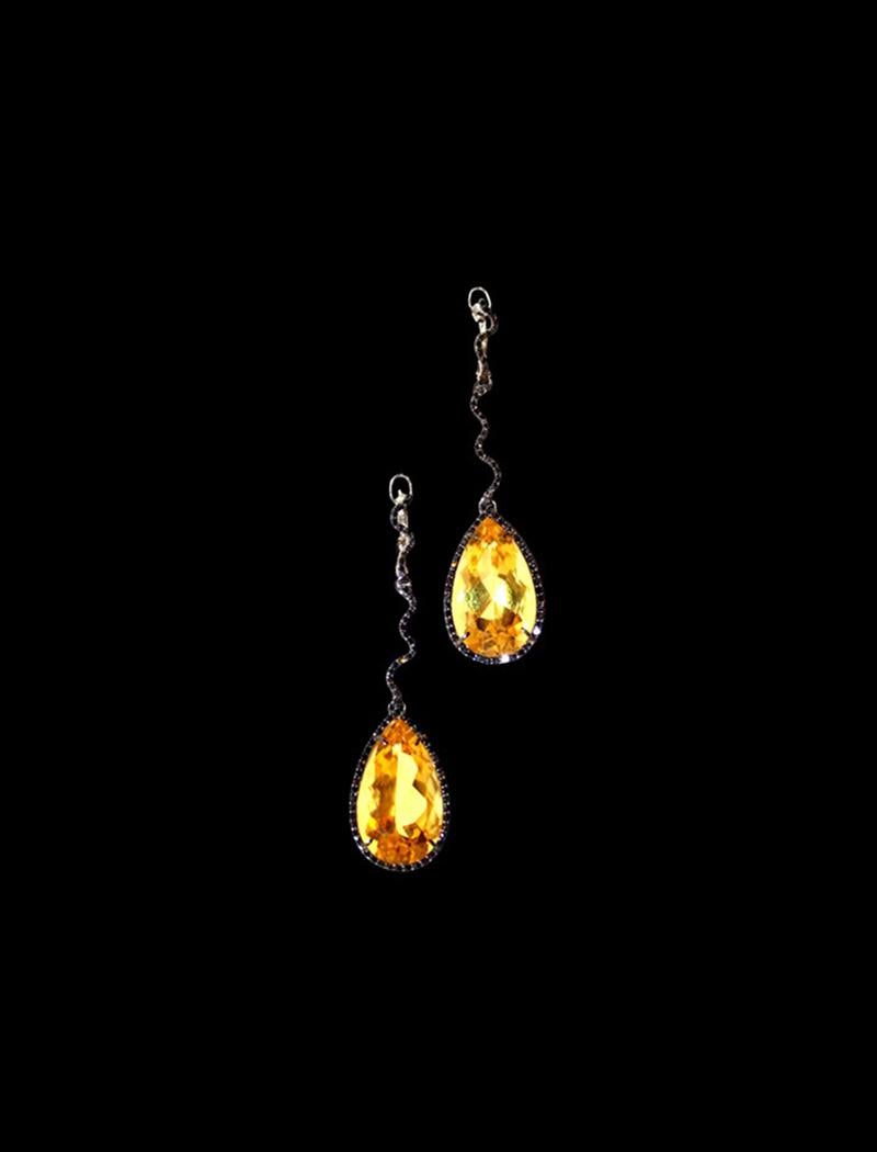Sharon Khazzam Yellow Beryl and Black Diamond Sylvester Eardrops In New Condition For Sale In Great Neck, NY