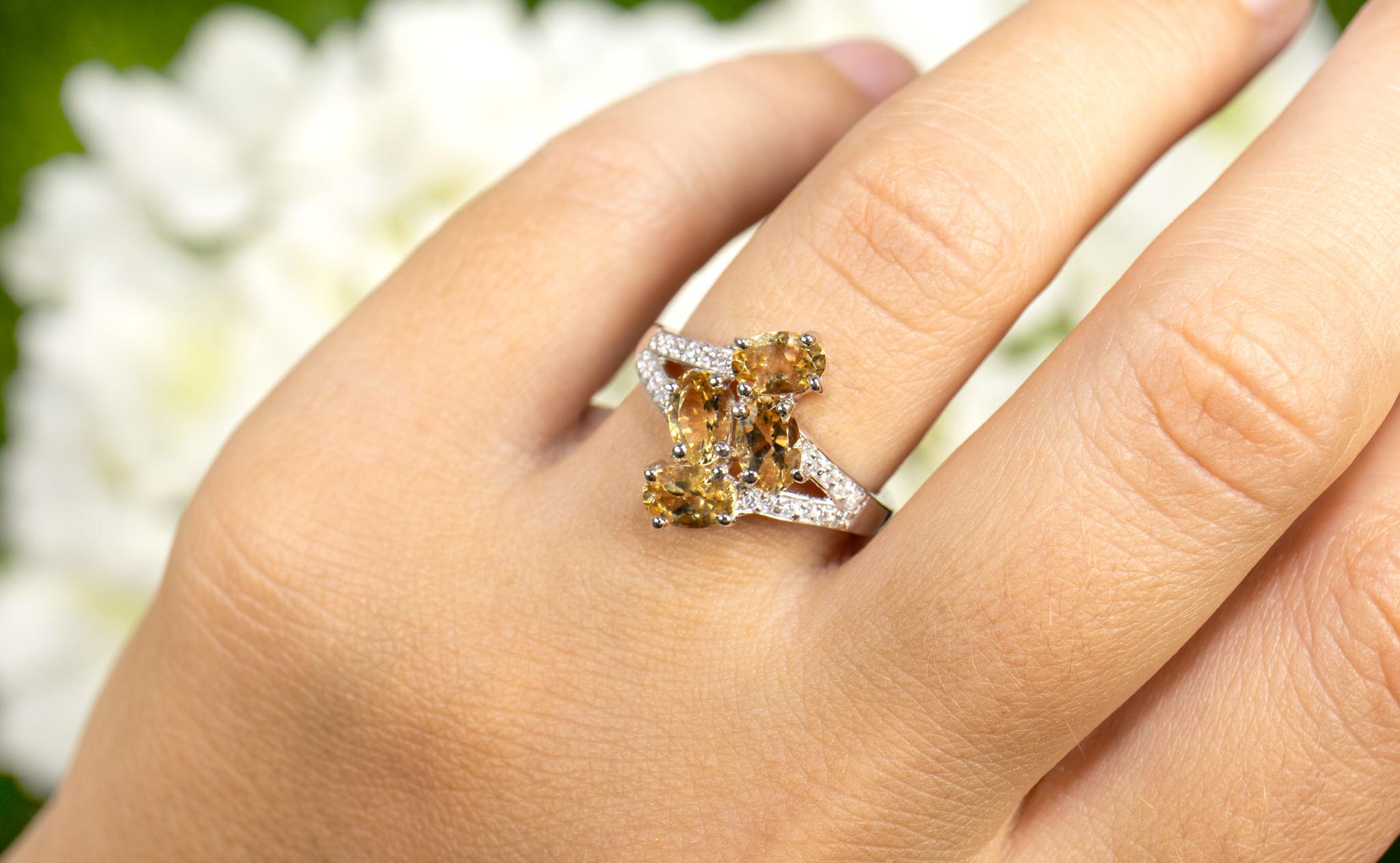 Contemporary Yellow Beryl Bypass Ring White Zircon Setting 1.75 Carats For Sale